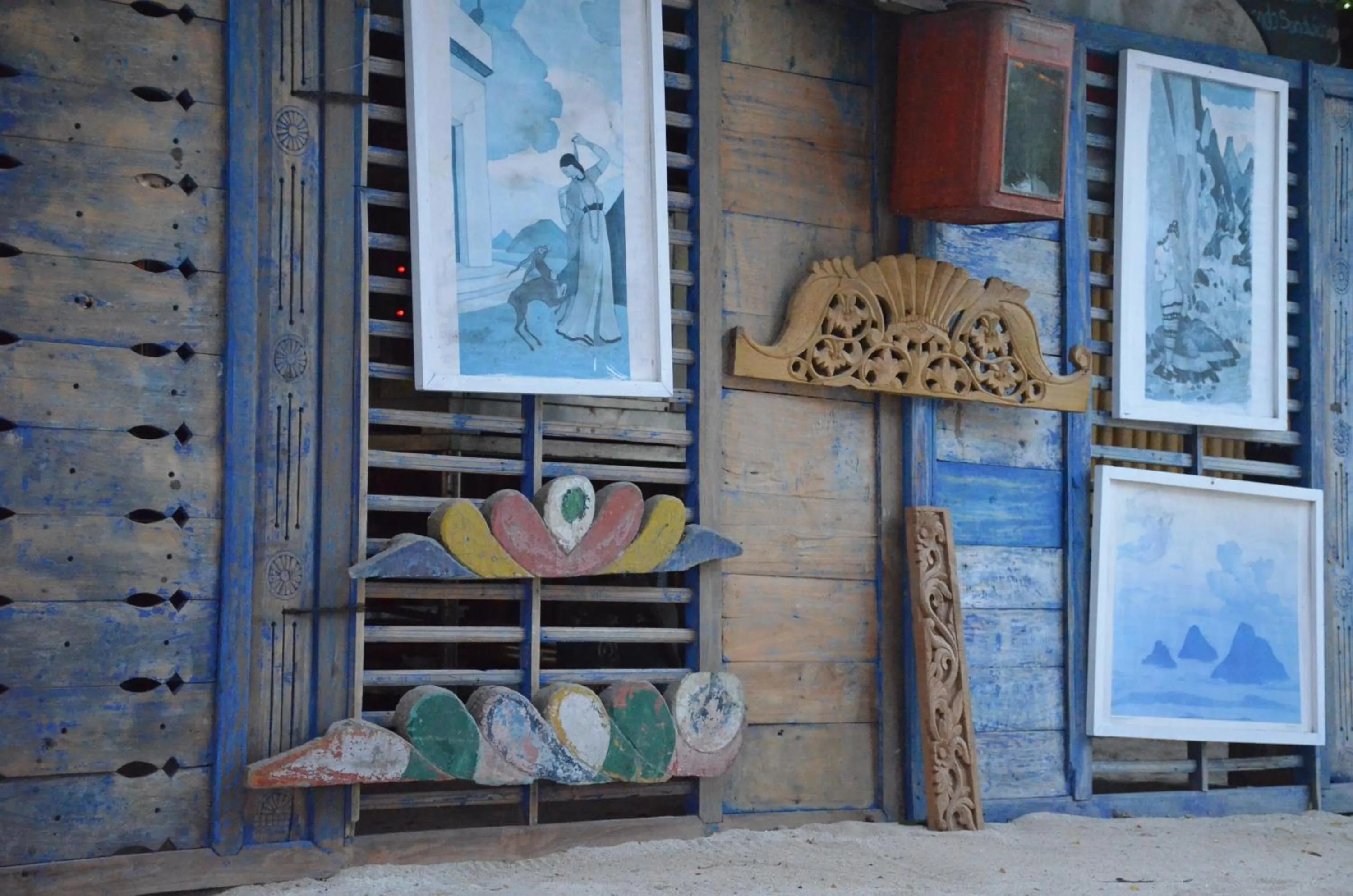 Decorative detail in Serene Beach Villa