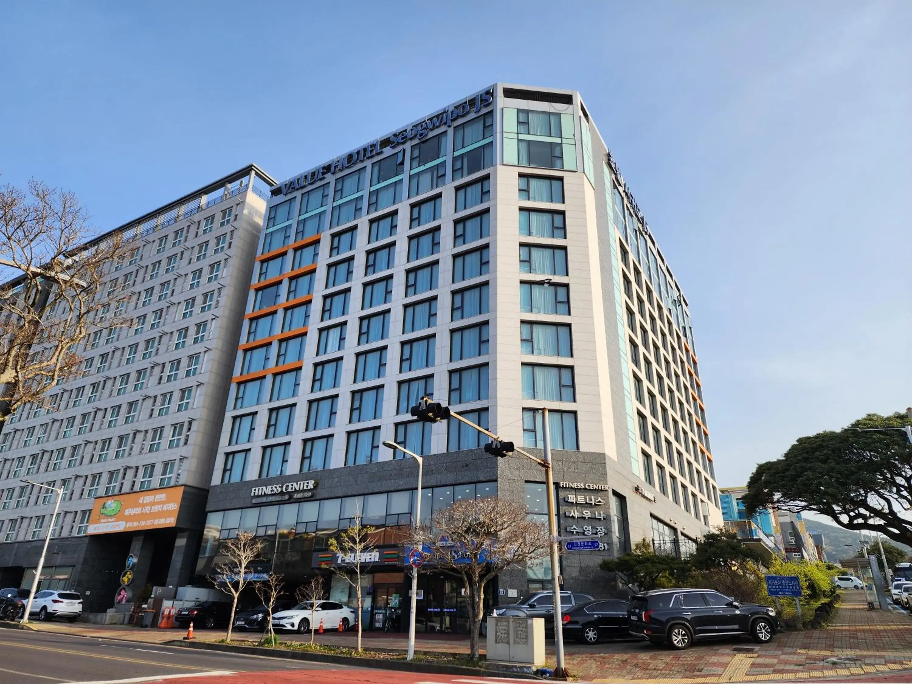 Property building in Seogwipo JS Hotel Property building in Seogwipo JS Hotel