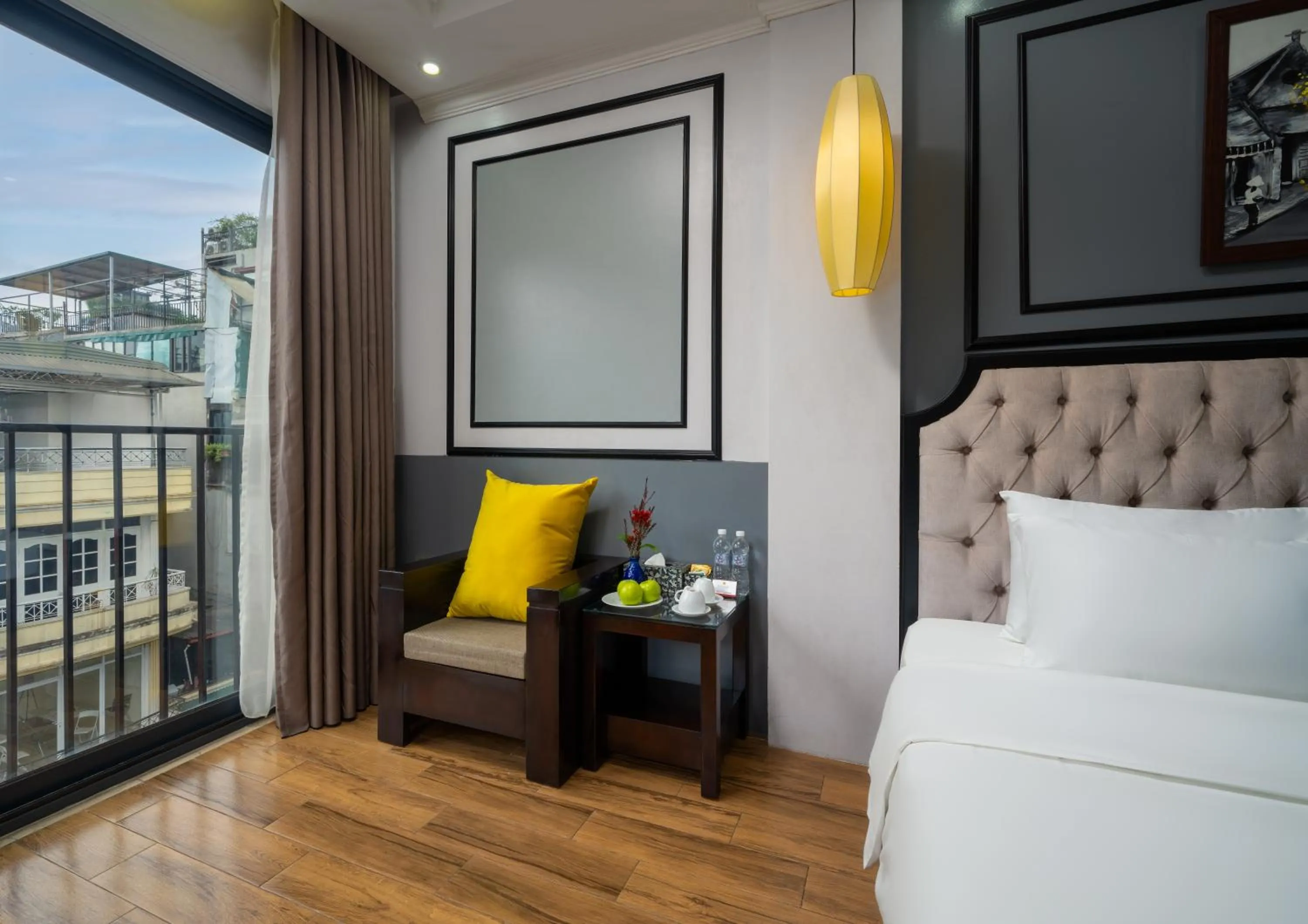 Bed in Bella Rosa Suite Hotel & Spa