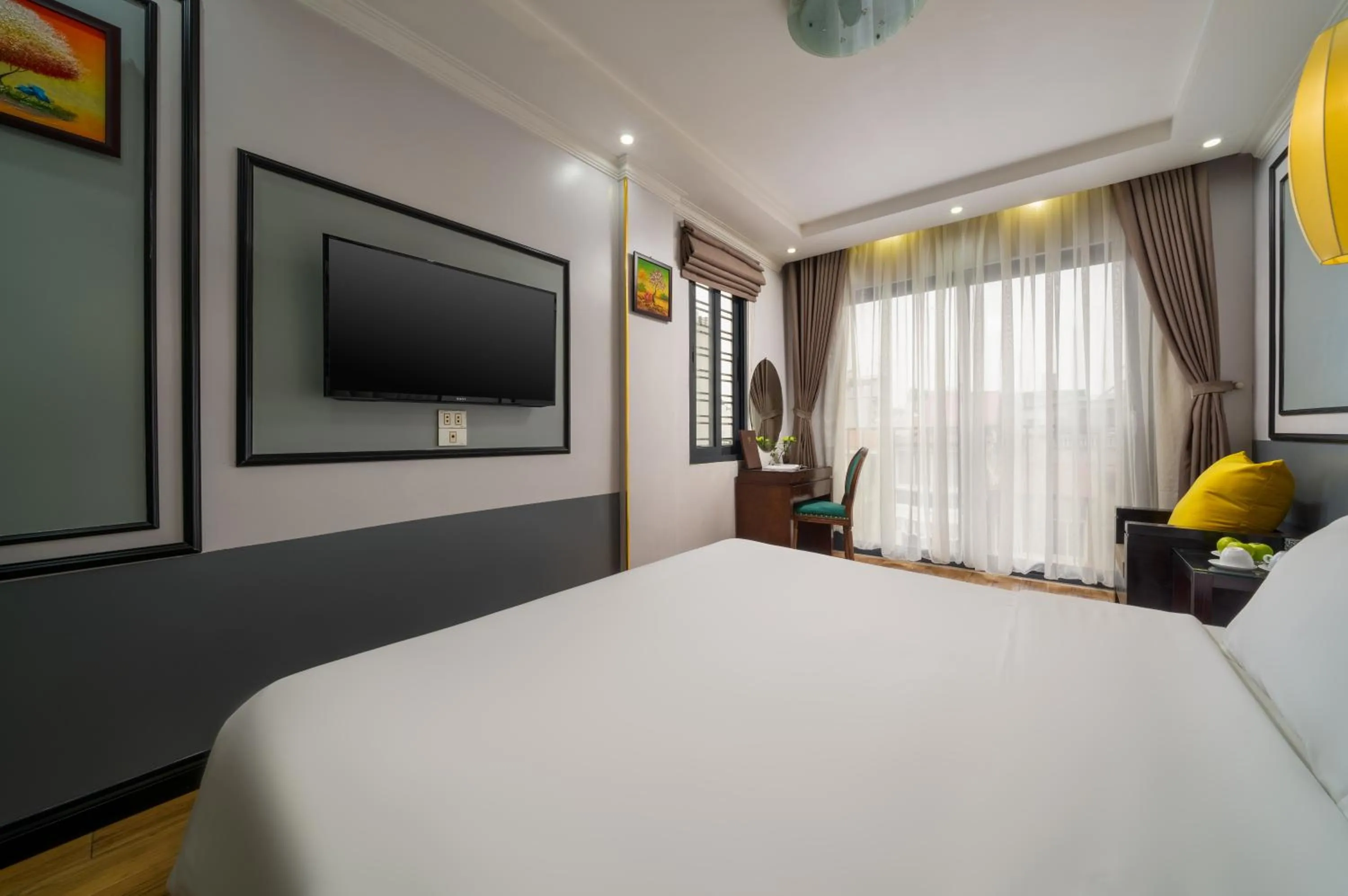 Bed in Bella Rosa Suite Hotel & Spa