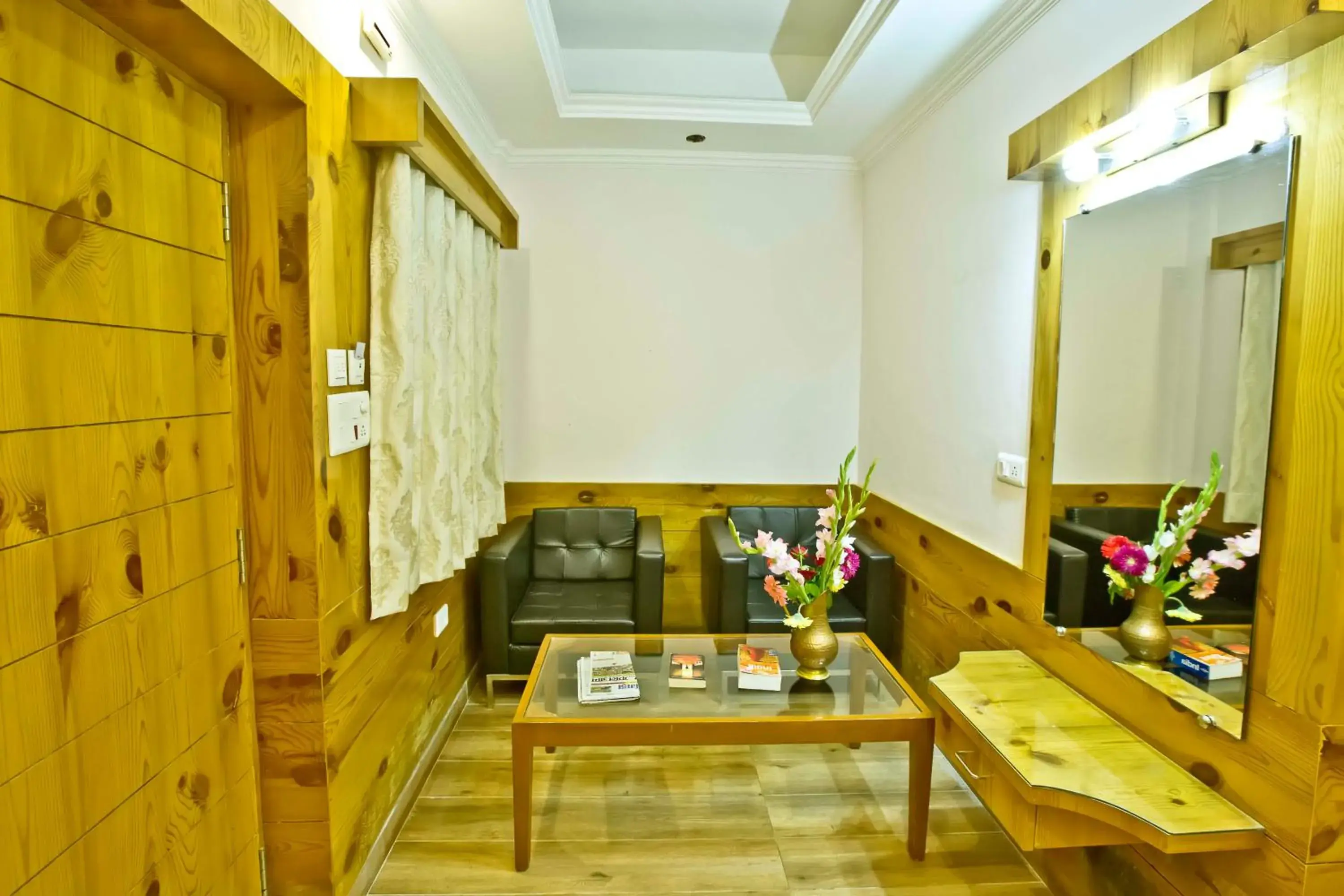 Restaurant/places to eat in Quartz Himalayan Brothers Restaurant/places to eat in Quartz Himalayan Brothers