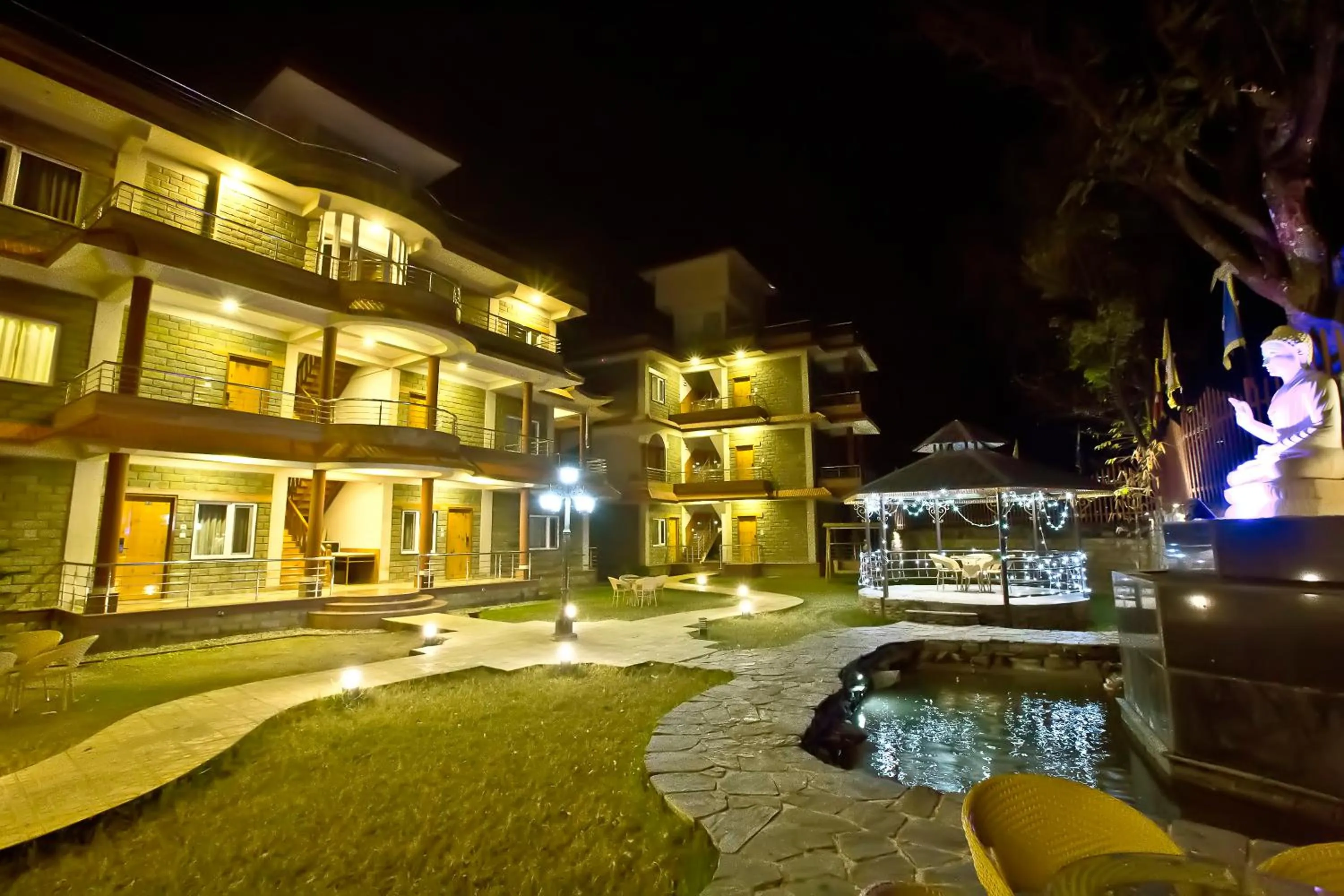 Property building in Quartz Himalayan Brothers