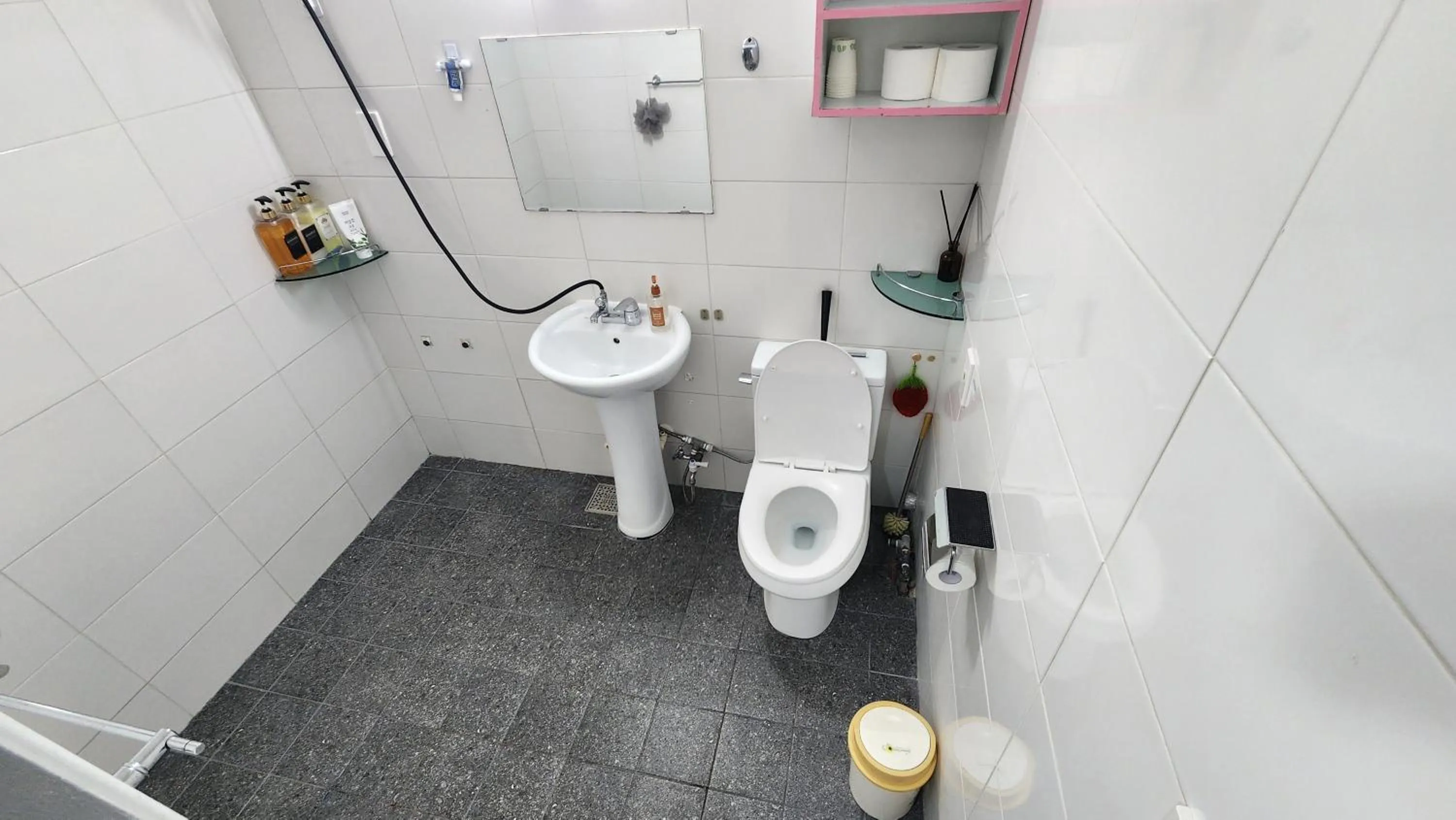 Shower in Daejeon Guesthouse Sky Garden