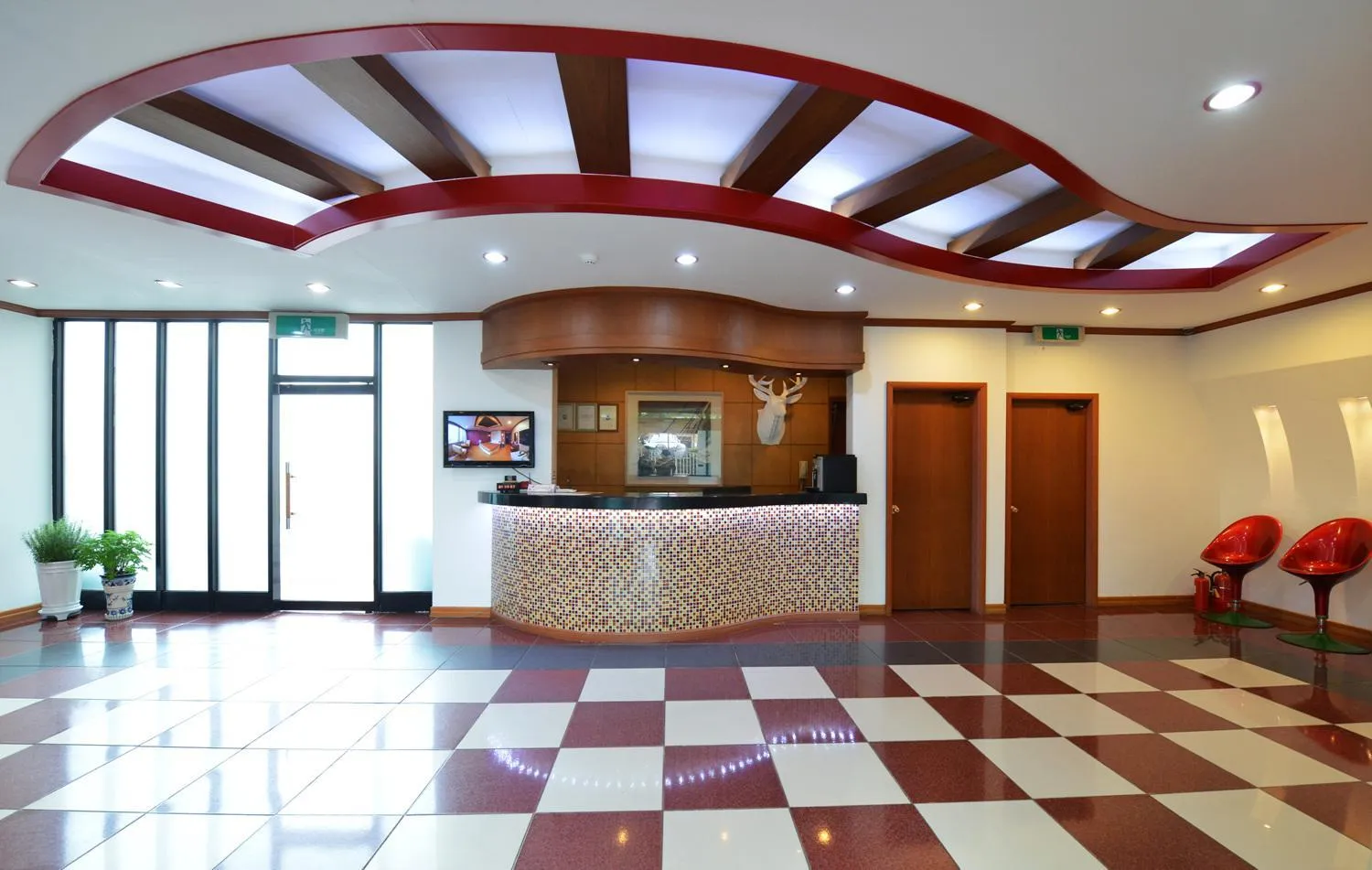 Property building in Nova Motel