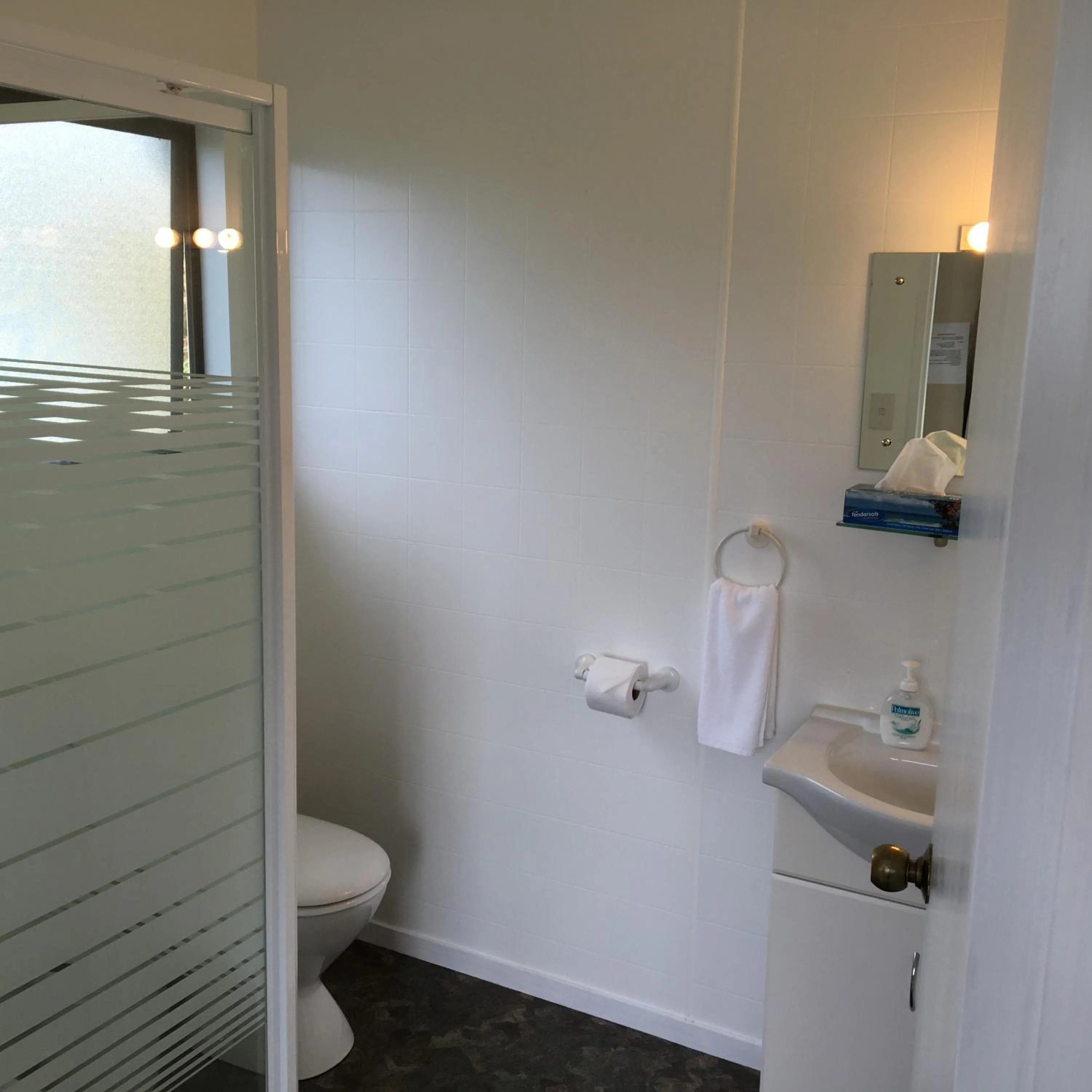 Bathroom in Waitomo Caves Guest Lodge