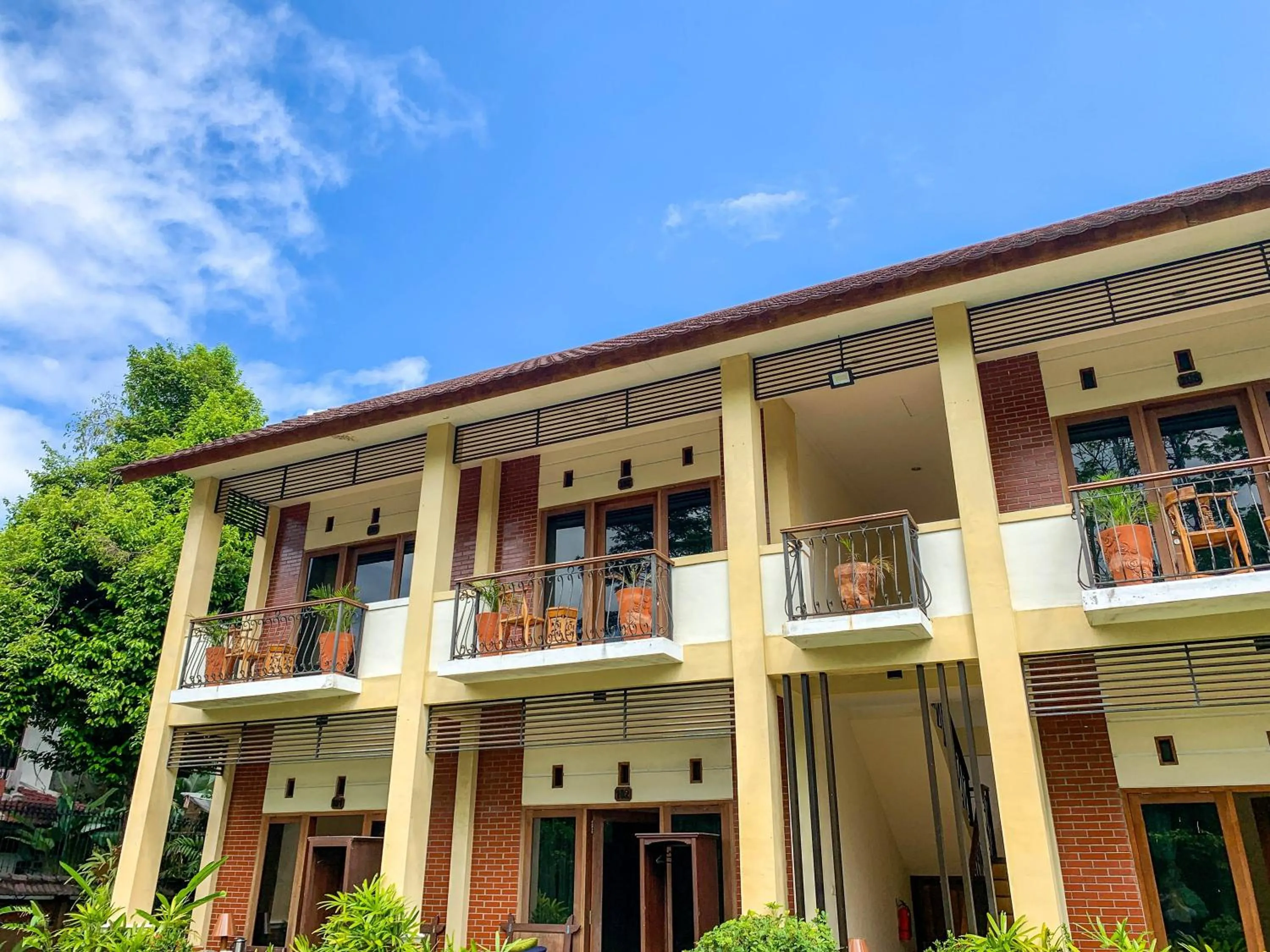 Property building in Urbanview Sasono Putro Condoongcatur by RedDoorz