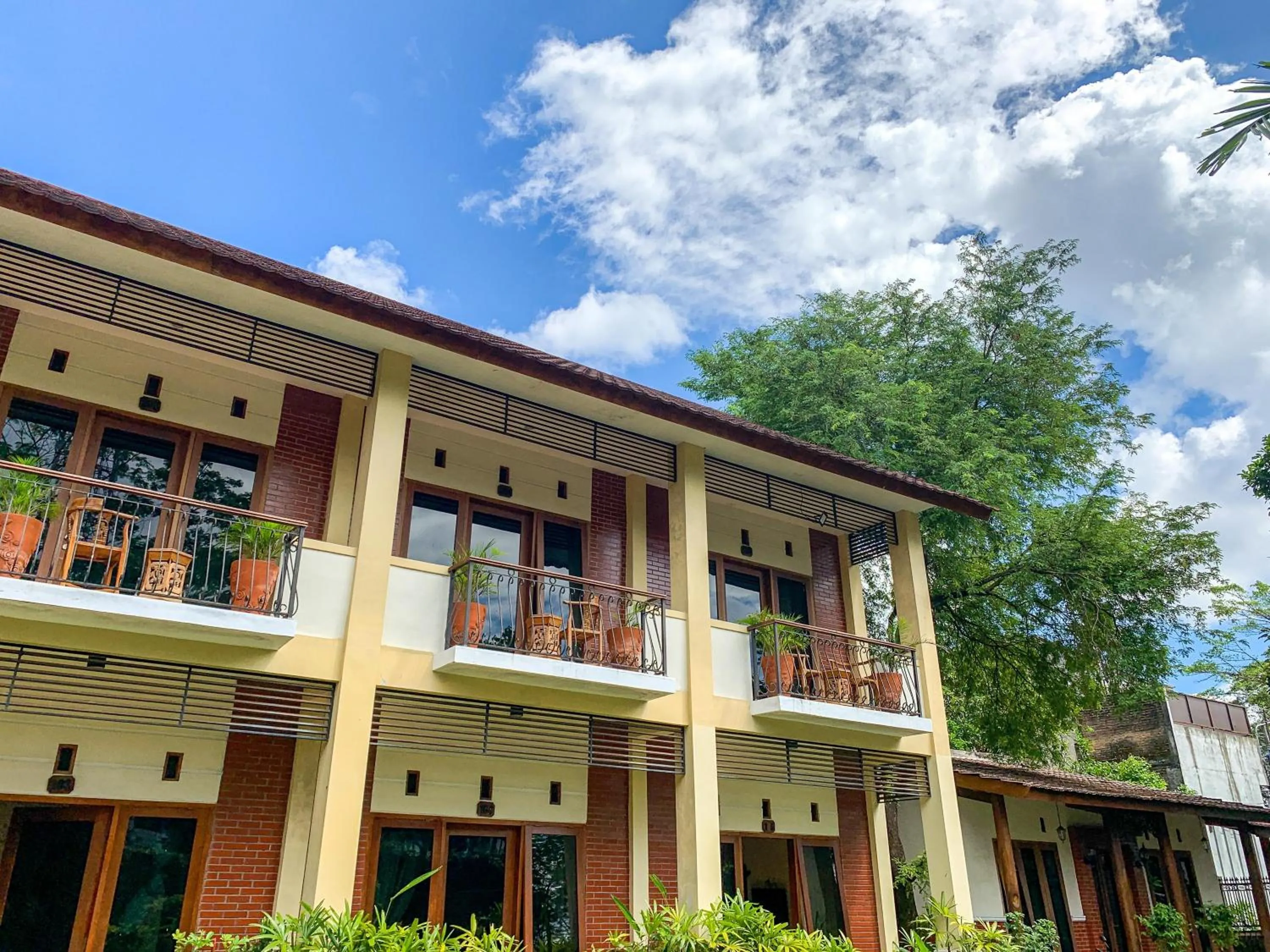 Property building in Urbanview Sasono Putro Condoongcatur by RedDoorz