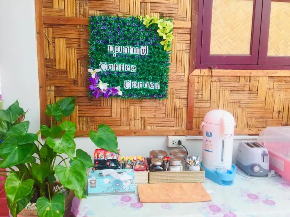 Coffee/tea facilities in Yayee Homestay
