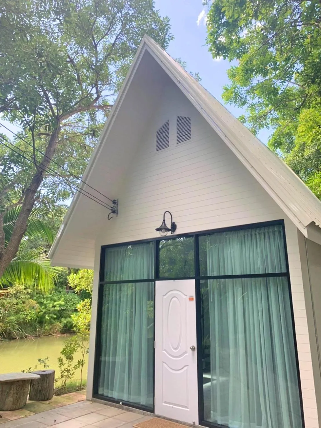 Property building in Muaan Resort