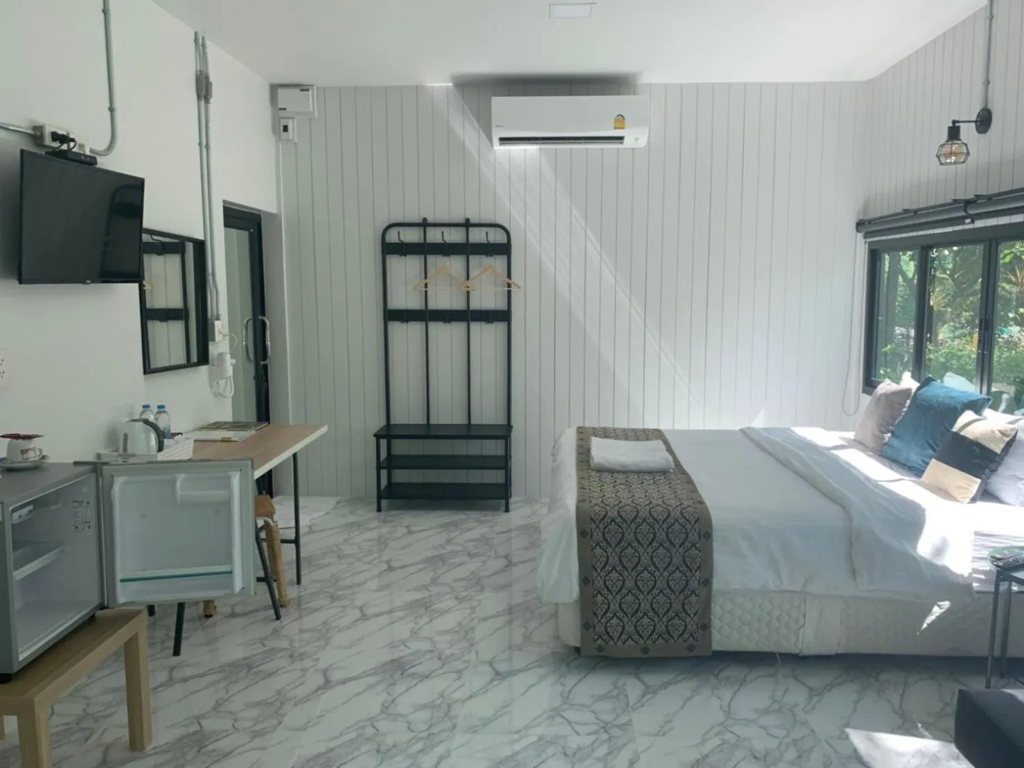 Bedroom, Bed in Muaan Resort