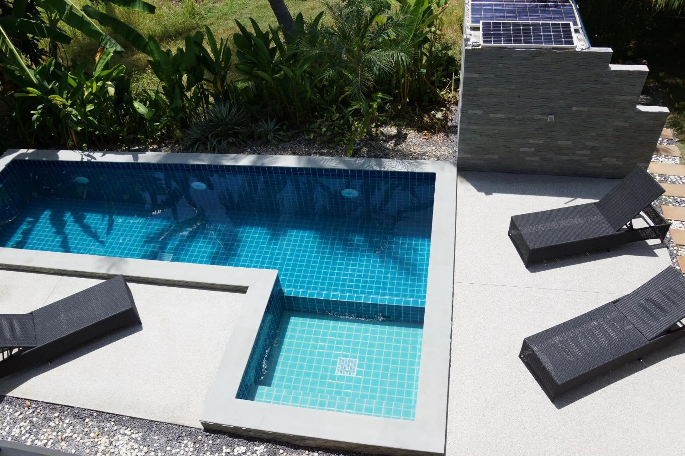 Twin Villas Apartment with Swimming Pool for 2 houses