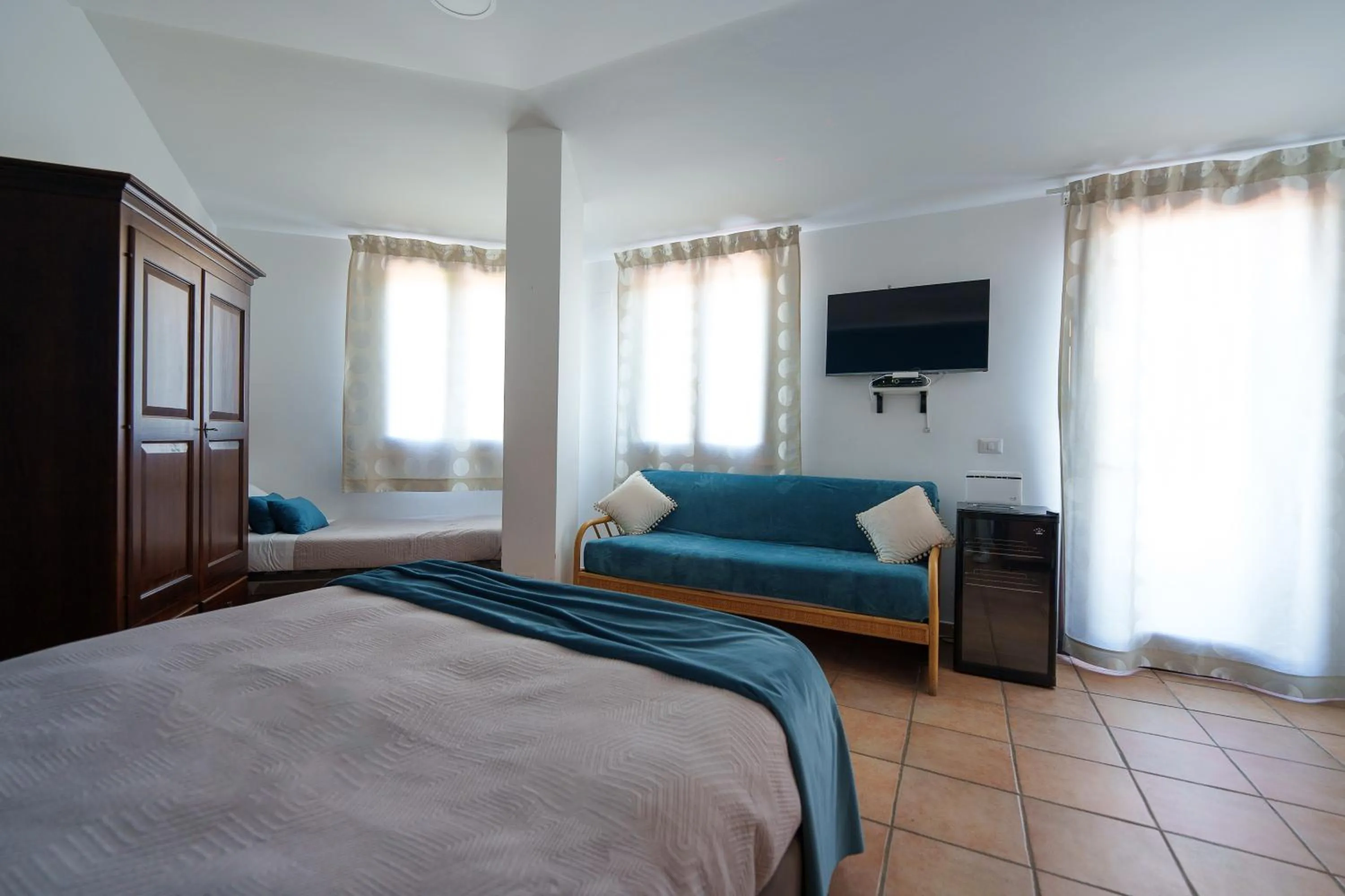 Bed in La Dolce Vita