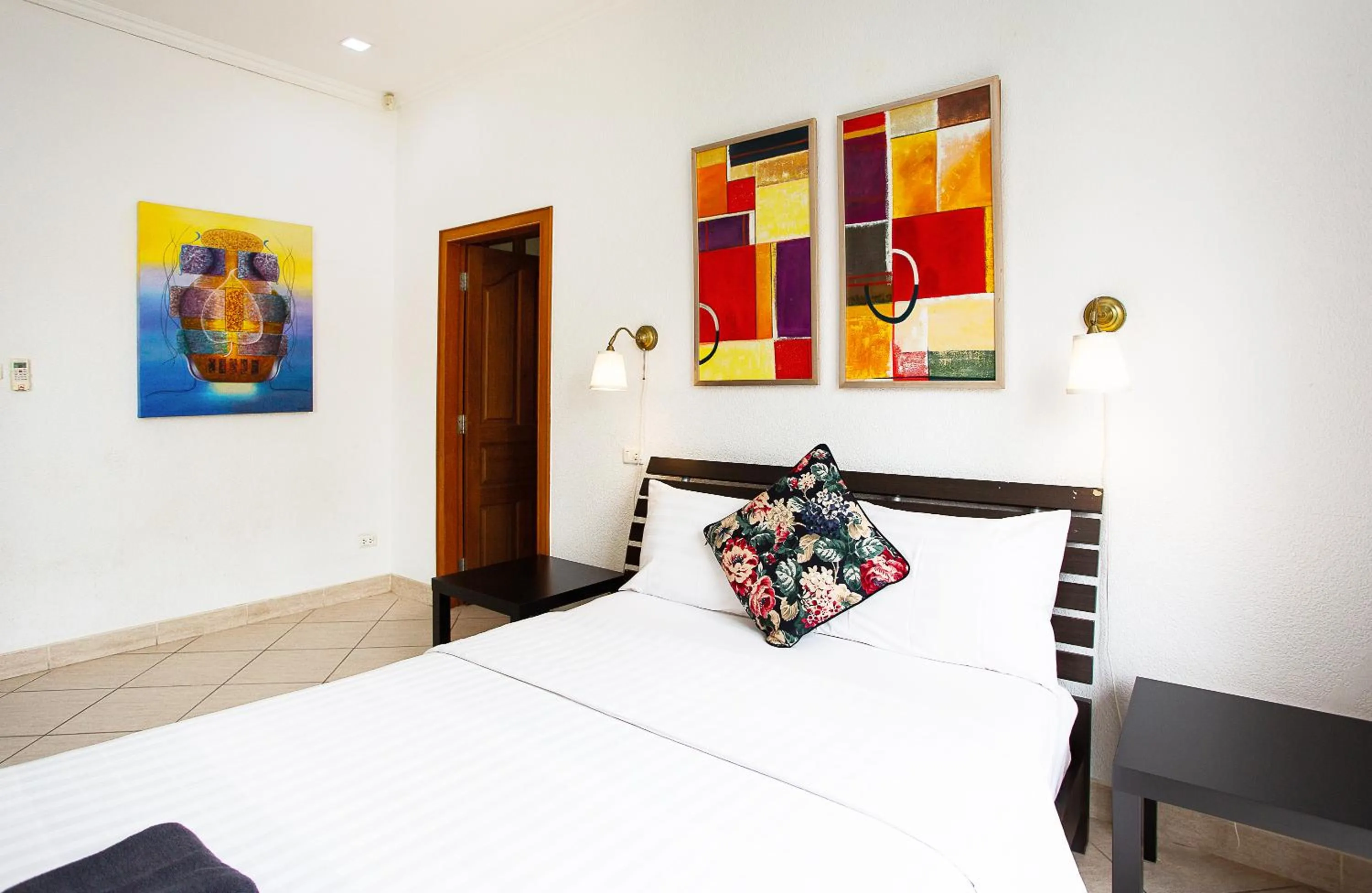 Bedroom, Bed in Magic Villas Pattaya