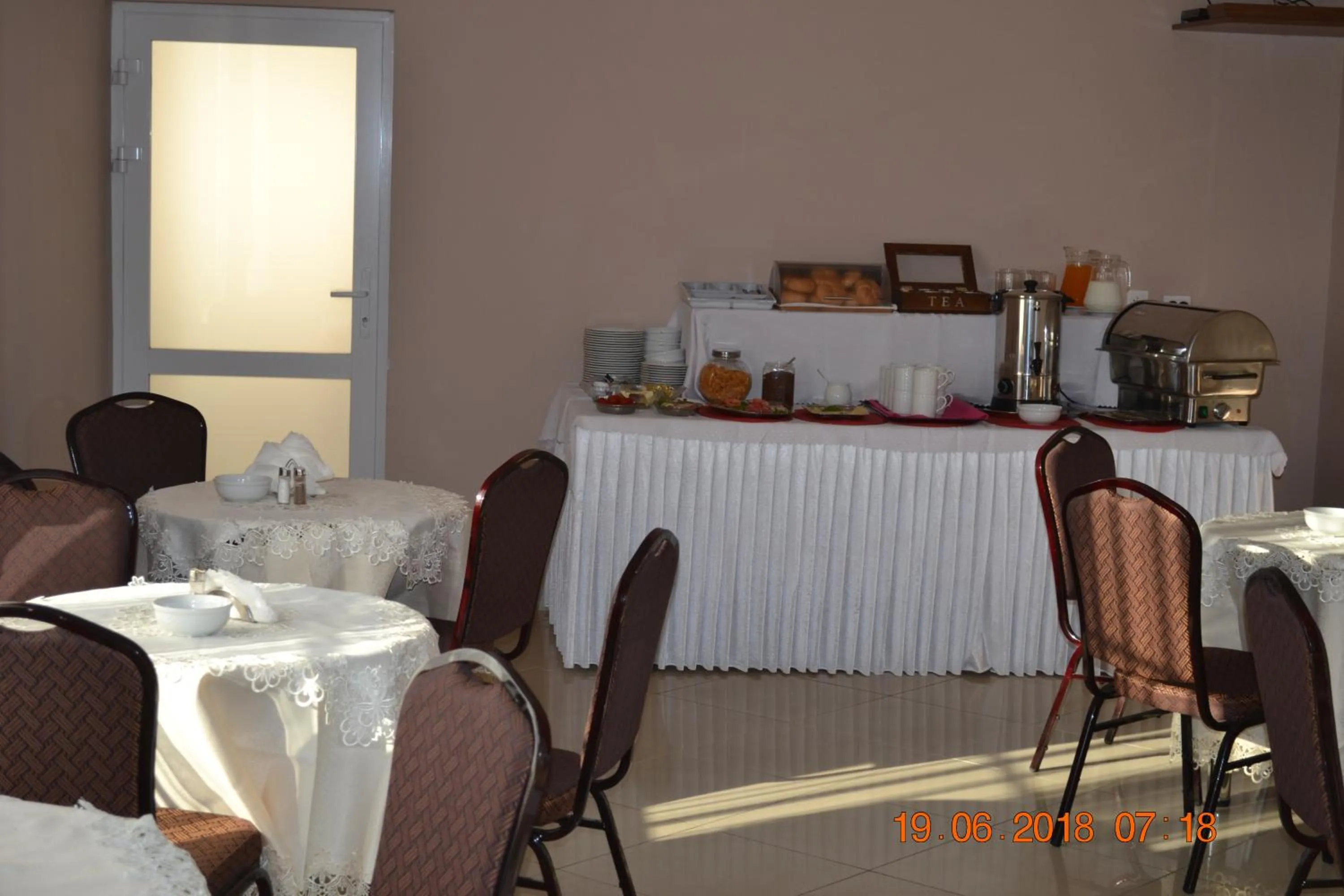 Breakfast in Hotelik Karter