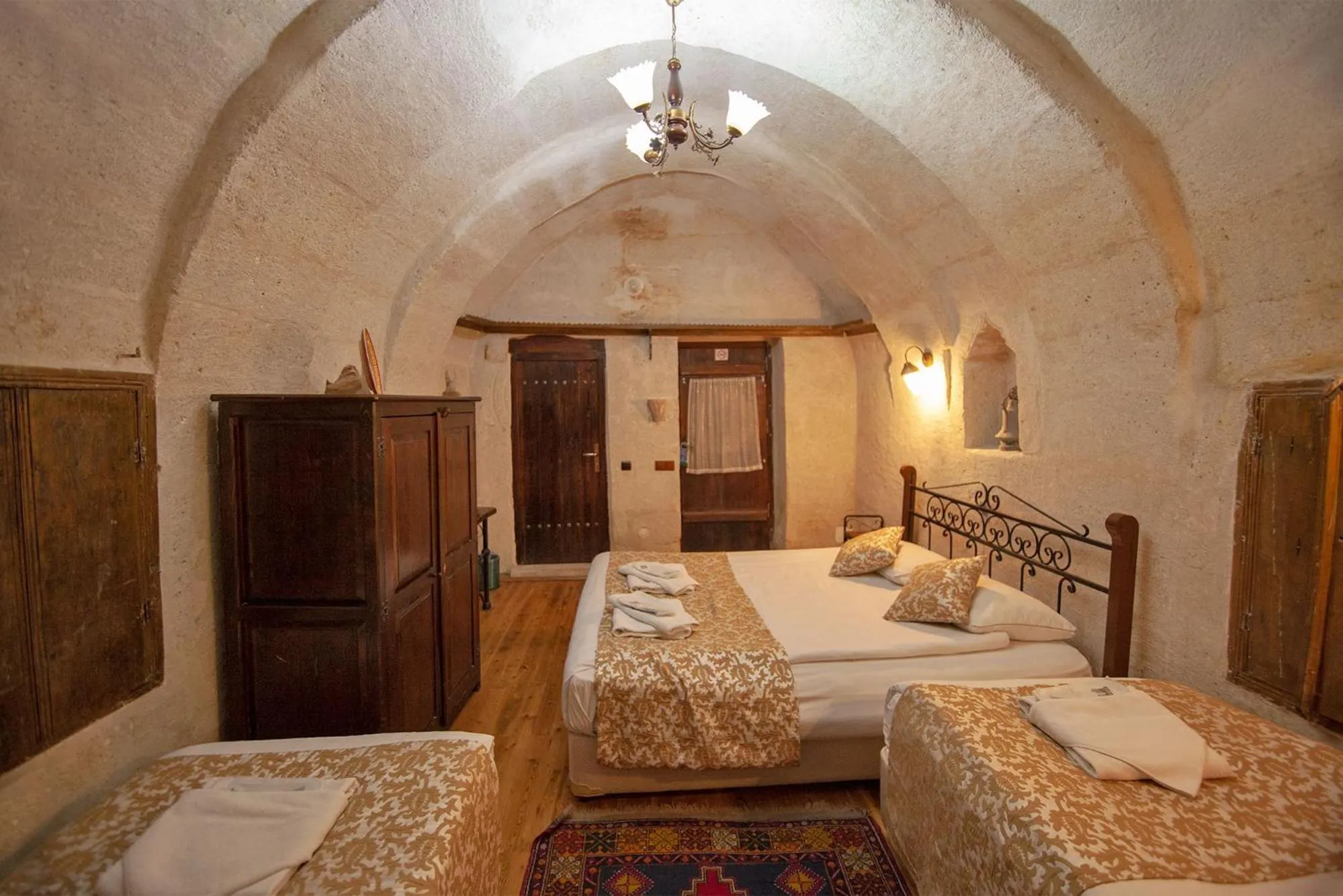 Bed in Center Cave House
