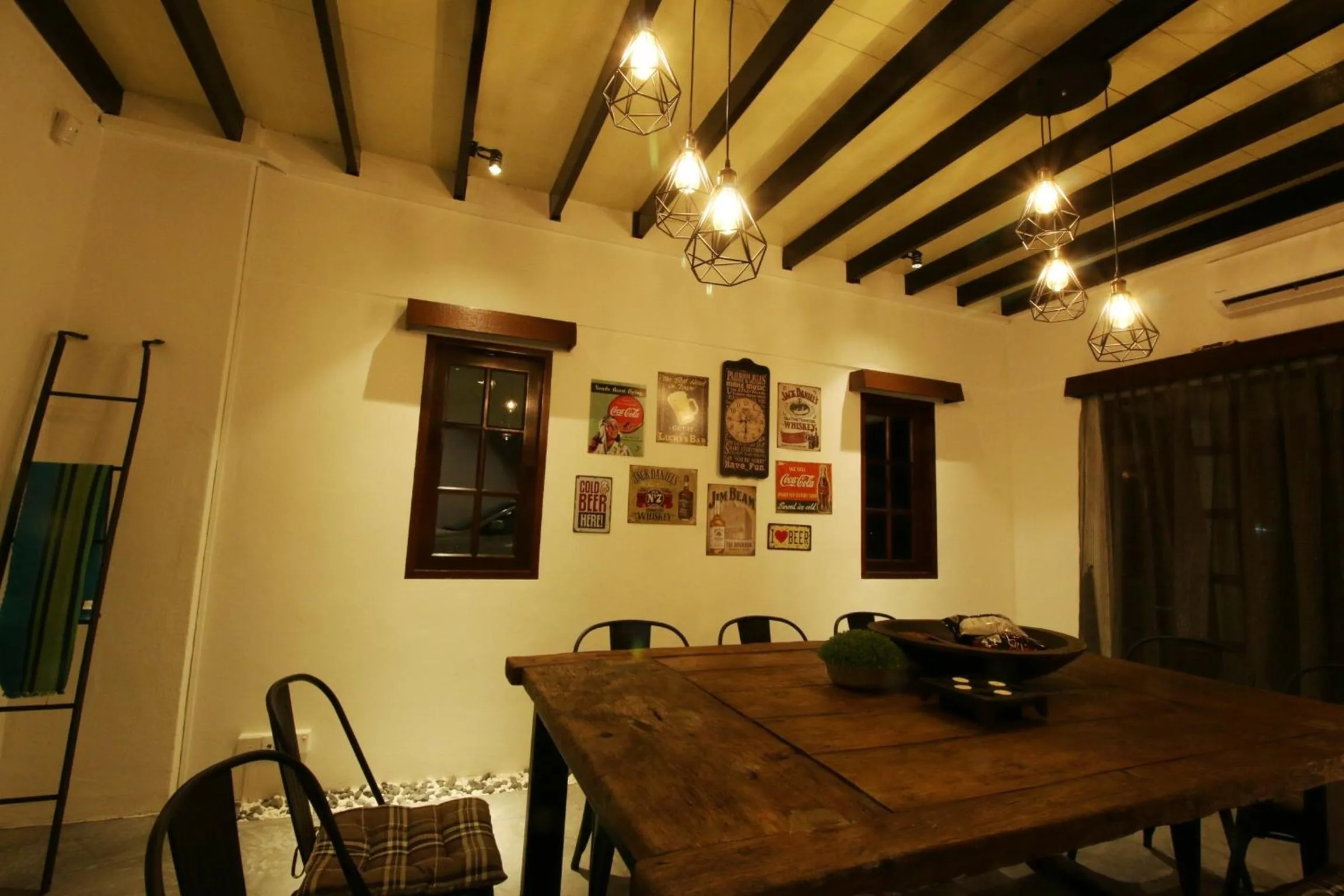 Dining area in The Pines Cottage
