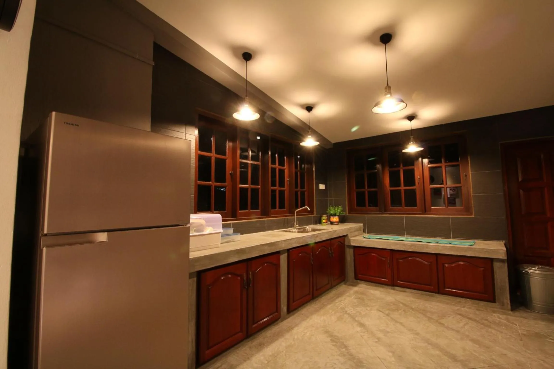 Kitchen or kitchenette in The Pines Cottage