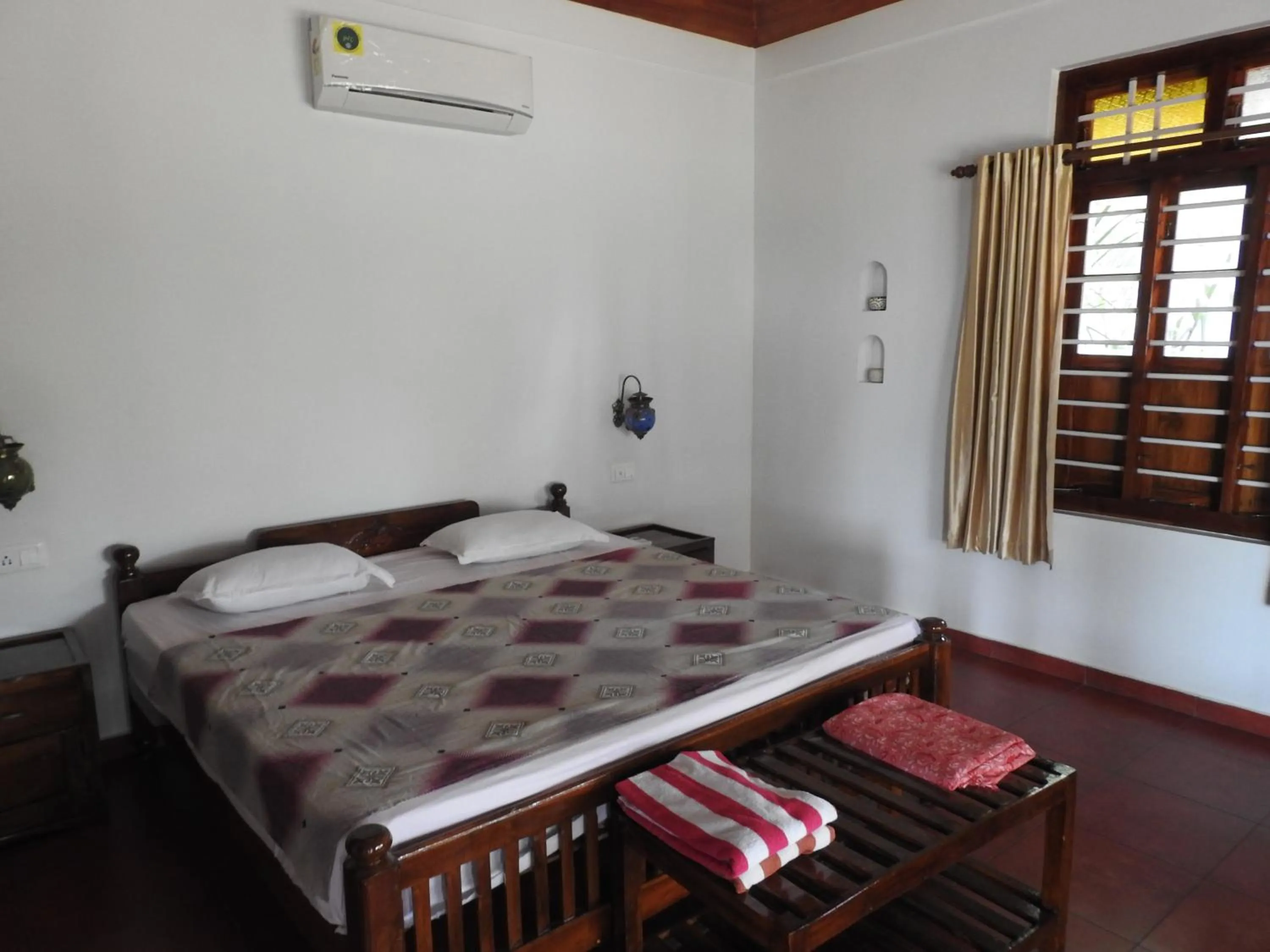 Bed in Alleppey Beach Garden