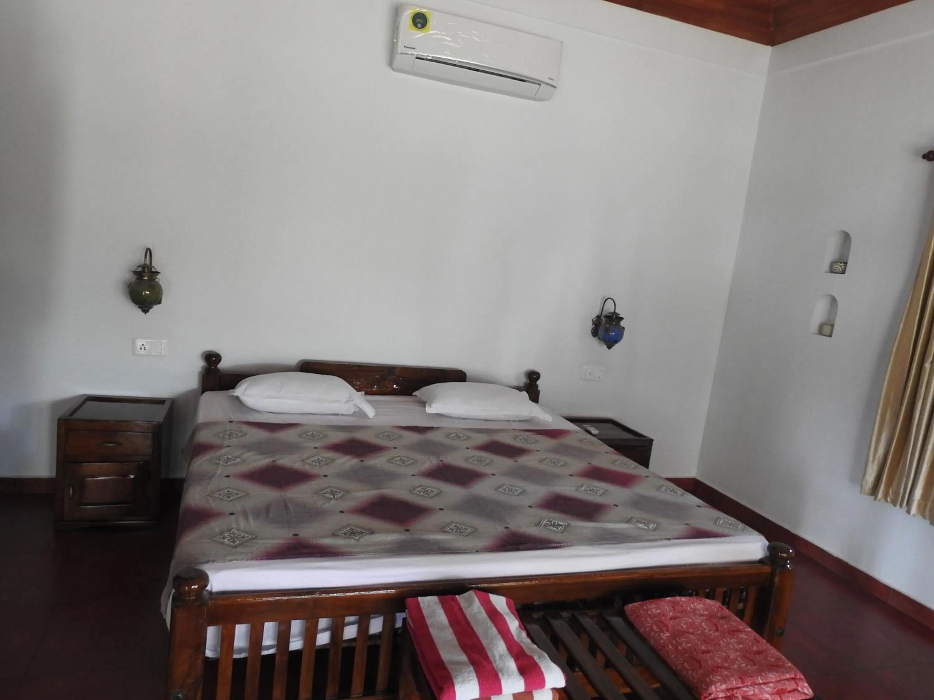 Bed in Alleppey Beach Garden