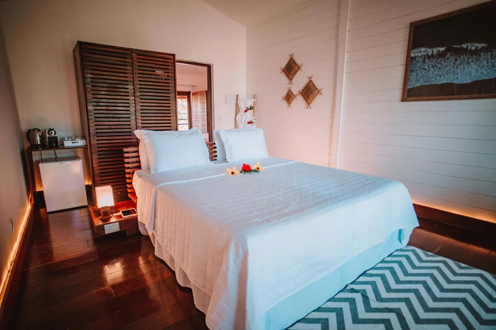 Bed in Madeiro Beach Hotel