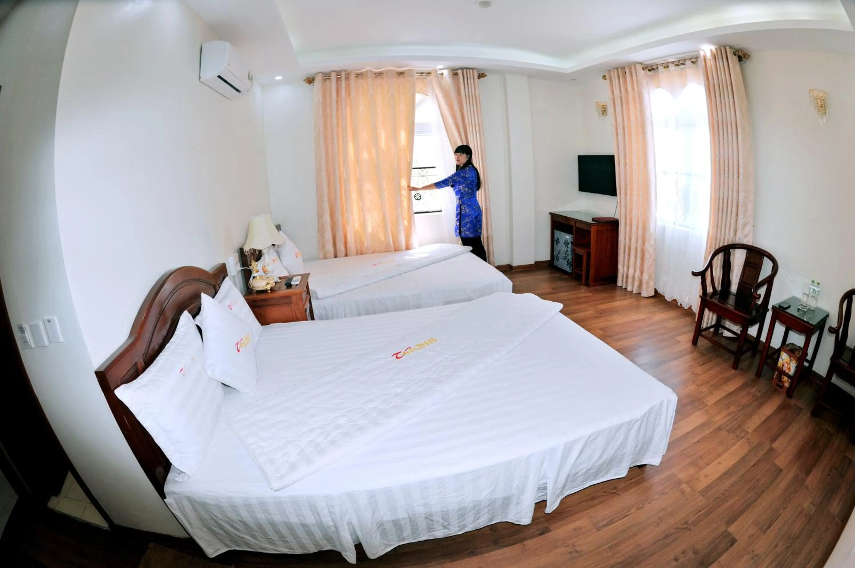 Triple Room with City View in Thuan Thanh Hotel
