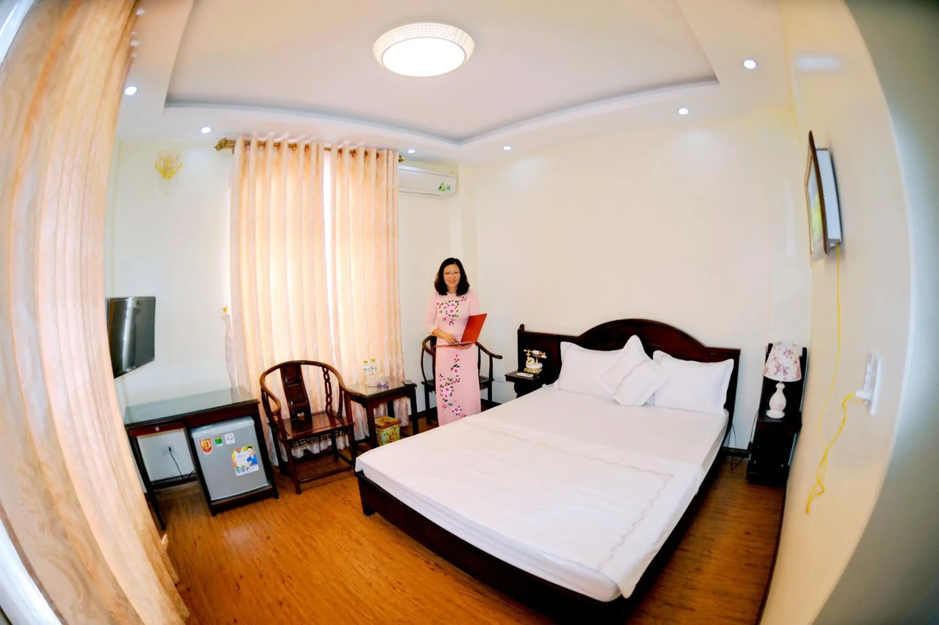 Queen Room with Garden View in Thuan Thanh Hotel Queen Room with Garden View in Thuan Thanh Hotel