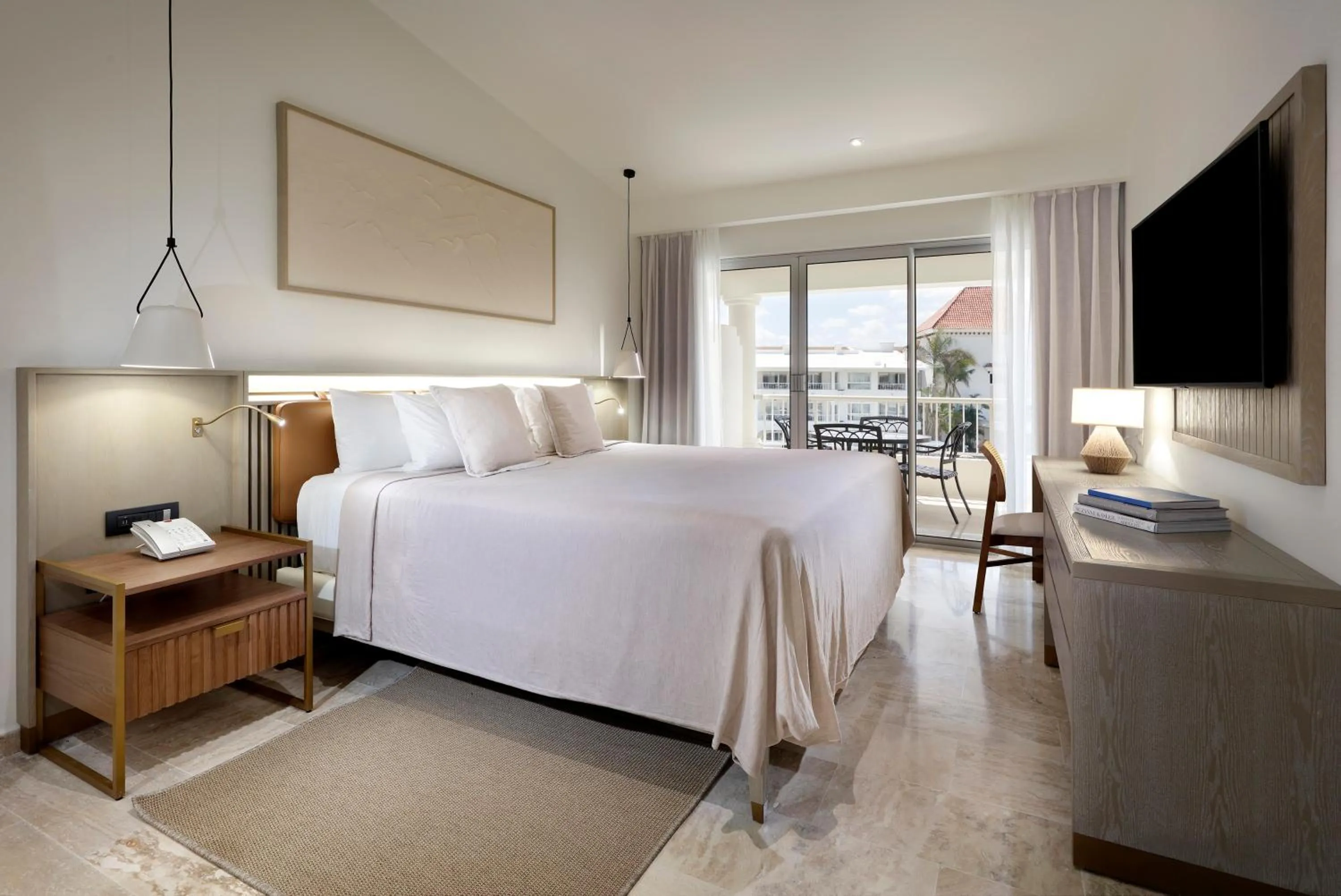 Bed in Paradisus Palma Real Golf & Spa Resort All Inclusive