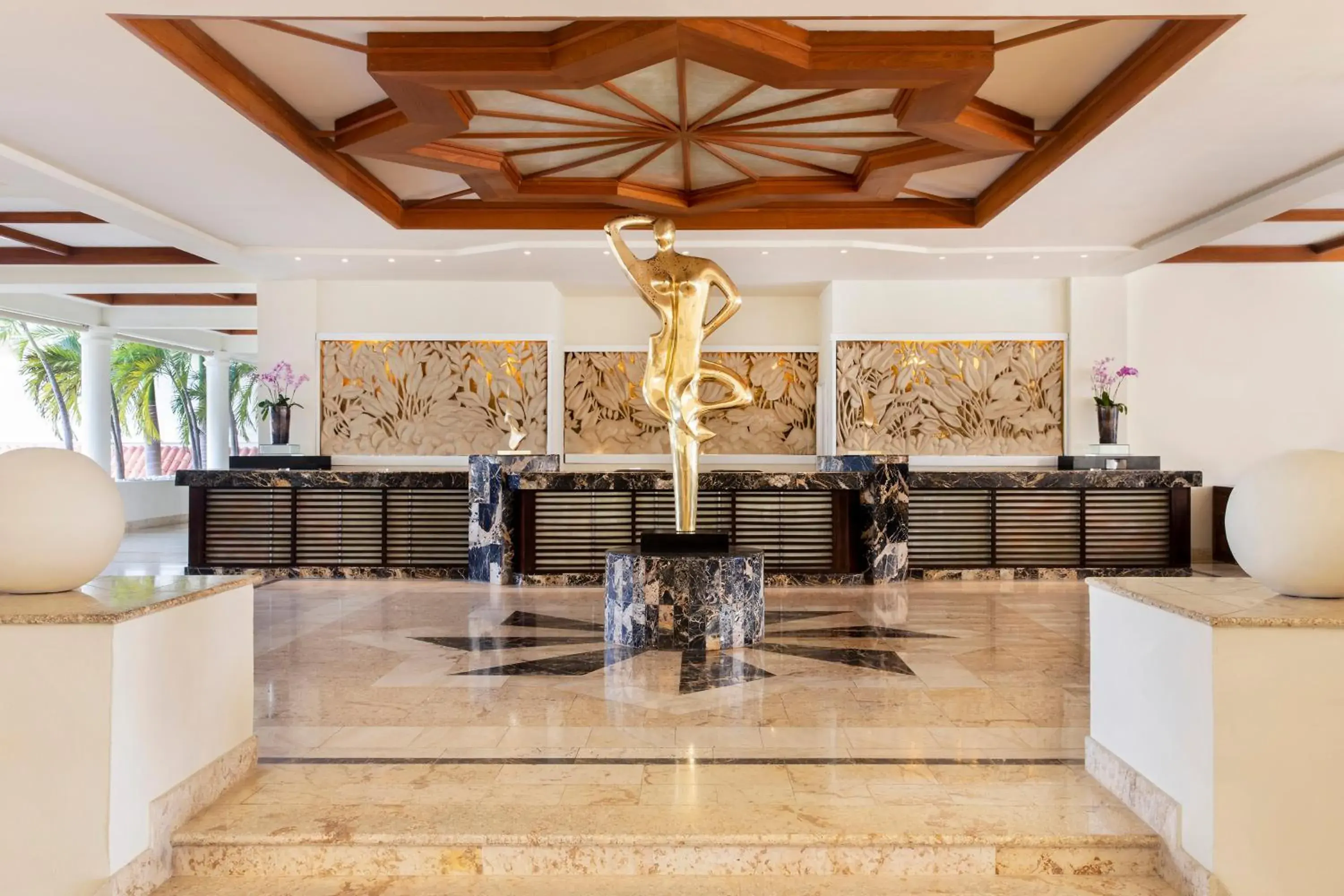 Lobby or reception in Paradisus Palma Real Golf & Spa Resort All Inclusive Lobby or reception in Paradisus Palma Real Golf & Spa Resort All Inclusive