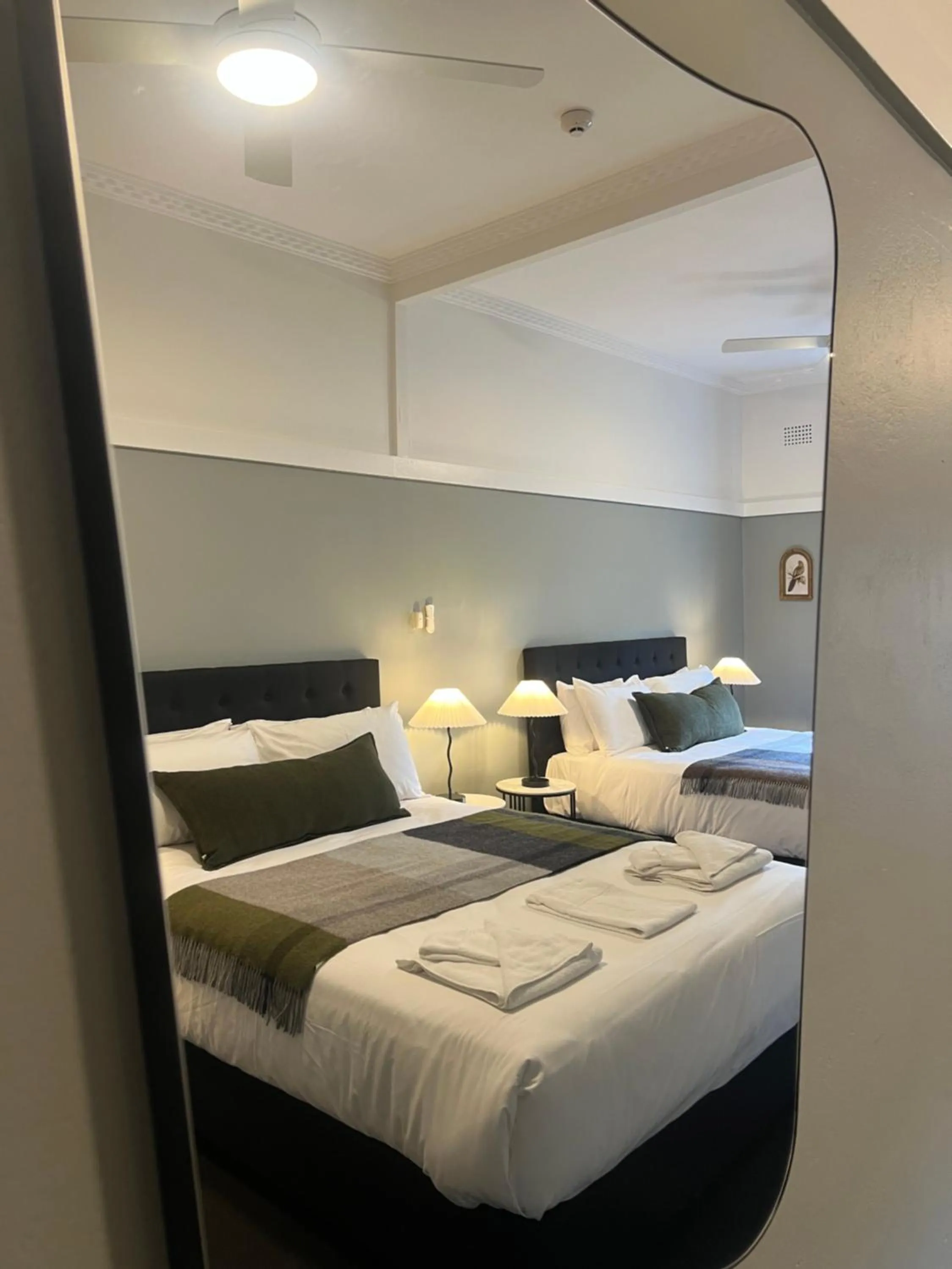 Bed in Bundanoon Hotel