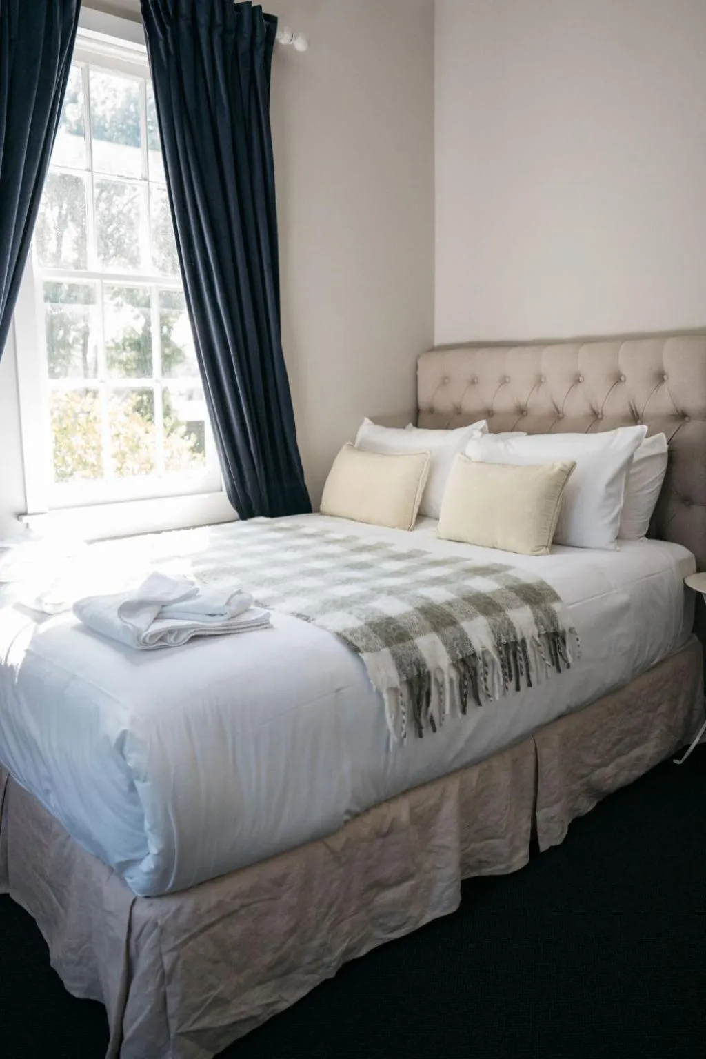 Bed in Bundanoon Hotel