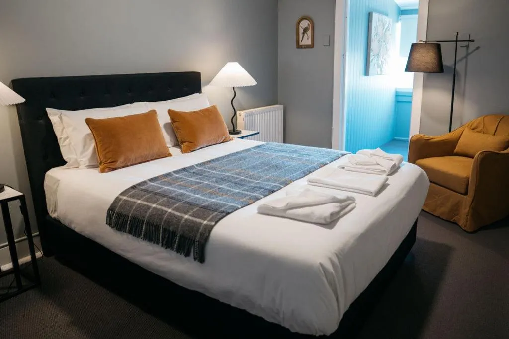 Bed in Bundanoon Hotel