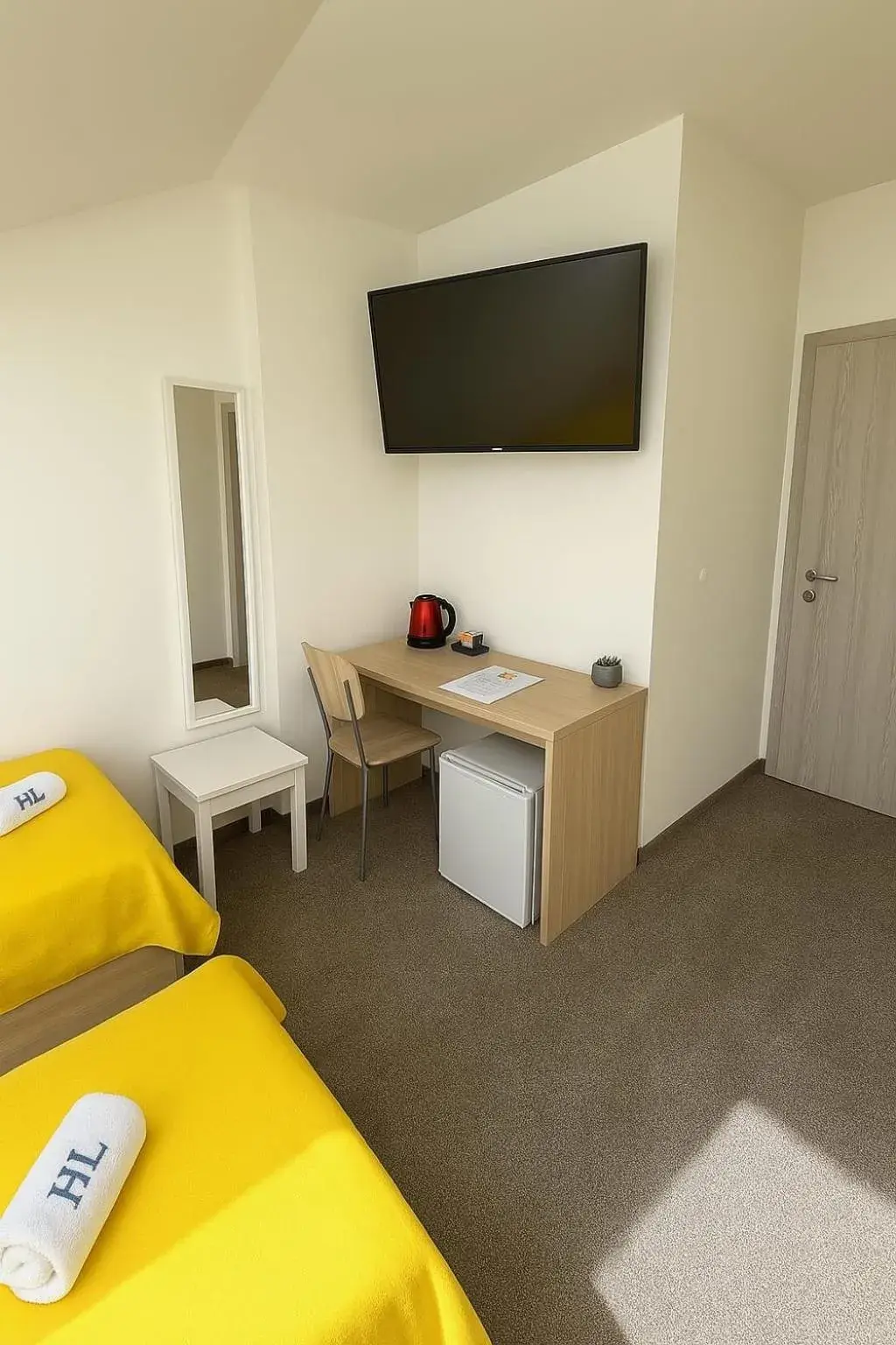 Bed in London Rooms Zagreb Airport Bed in London Rooms Zagreb Airport