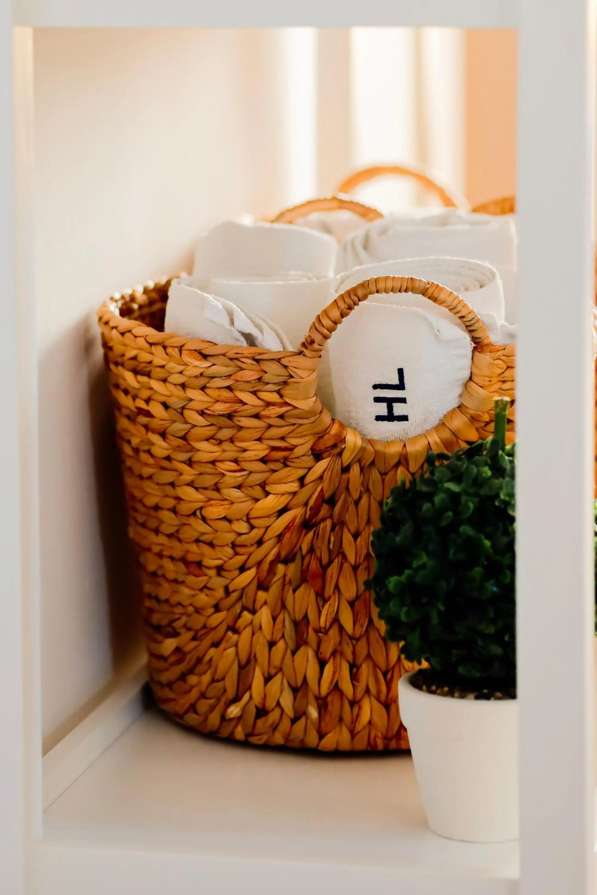 towels in London Rooms Zagreb Airport