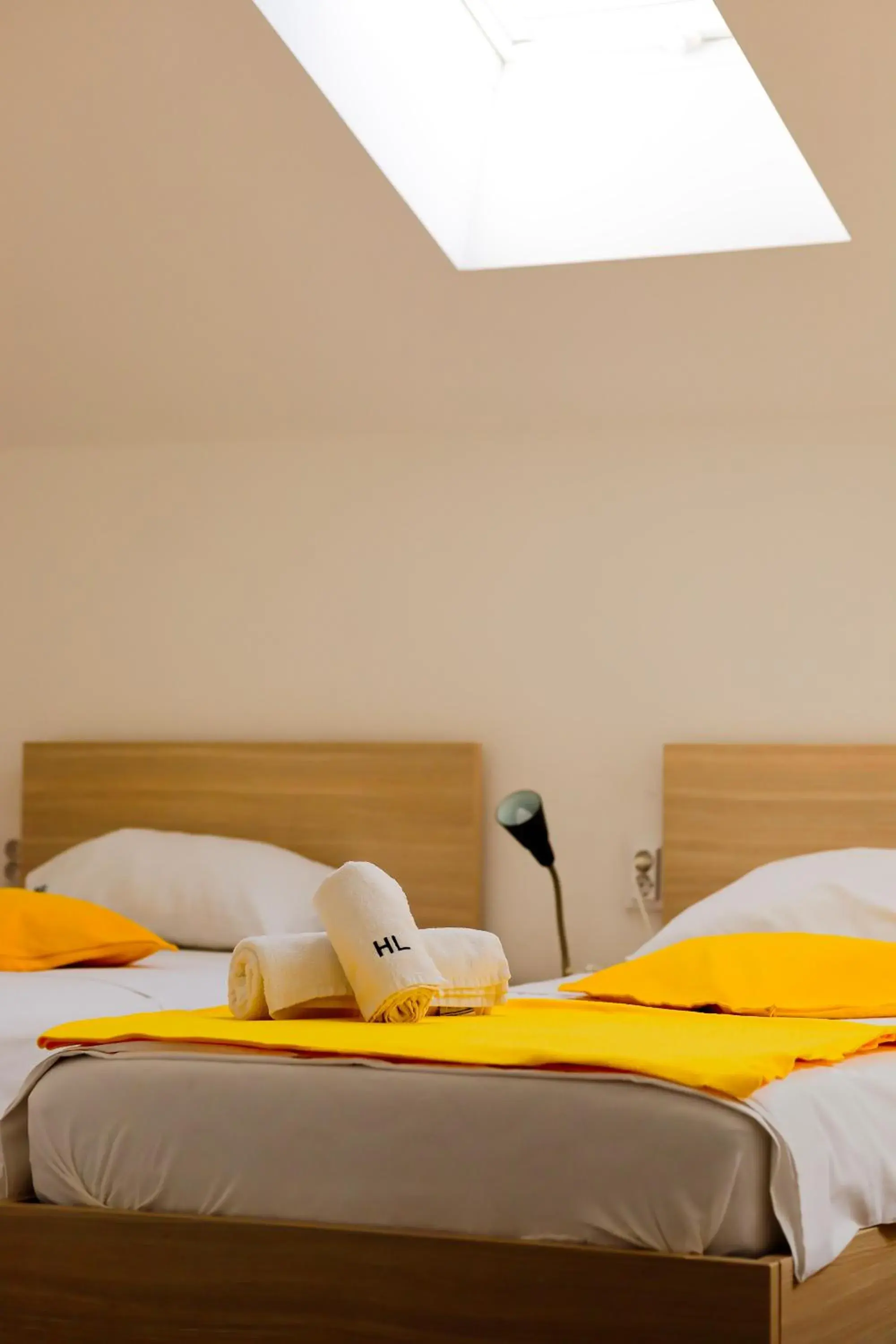 Bed in London Rooms Zagreb Airport Bed in London Rooms Zagreb Airport