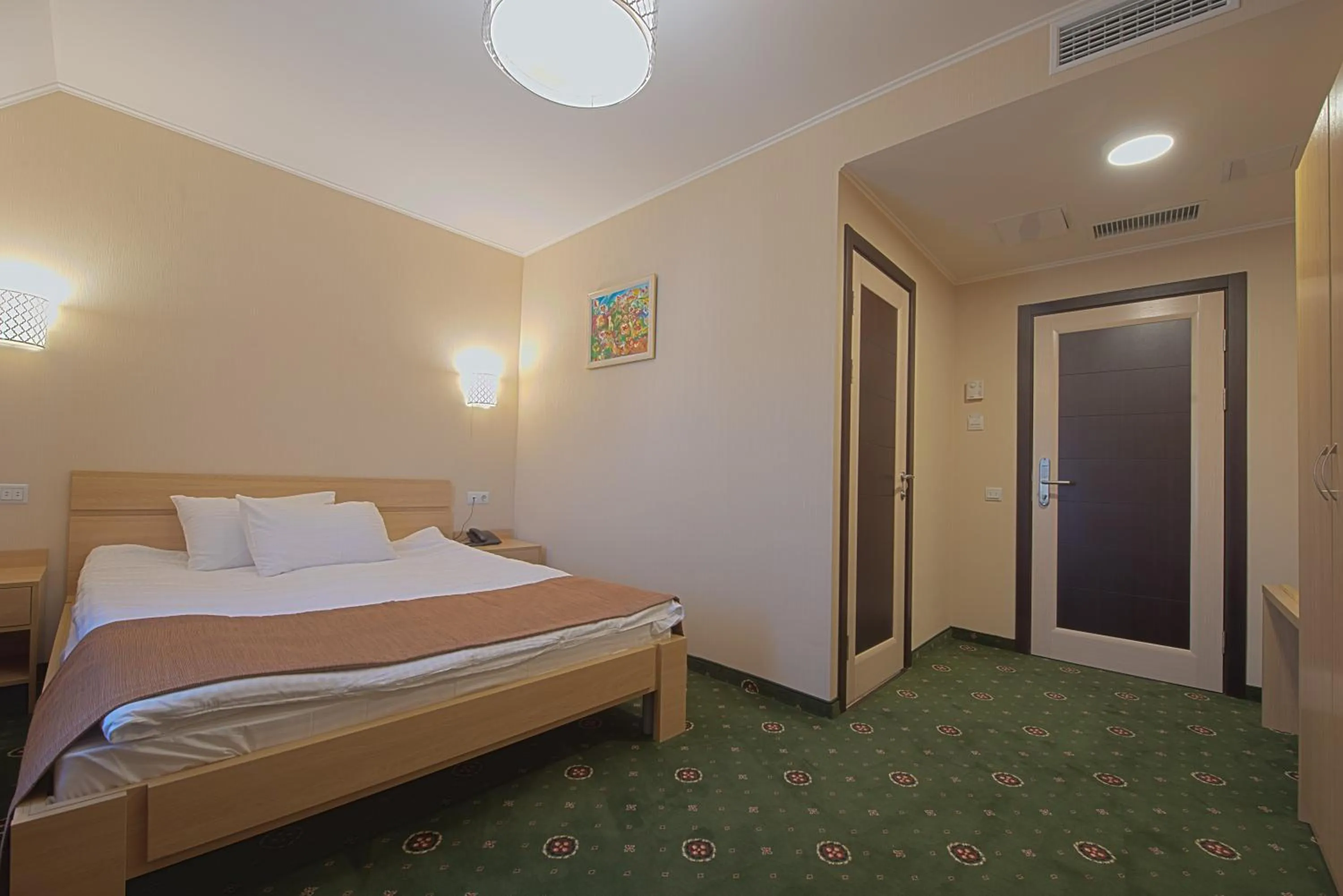 King Room in Advenus Hotel