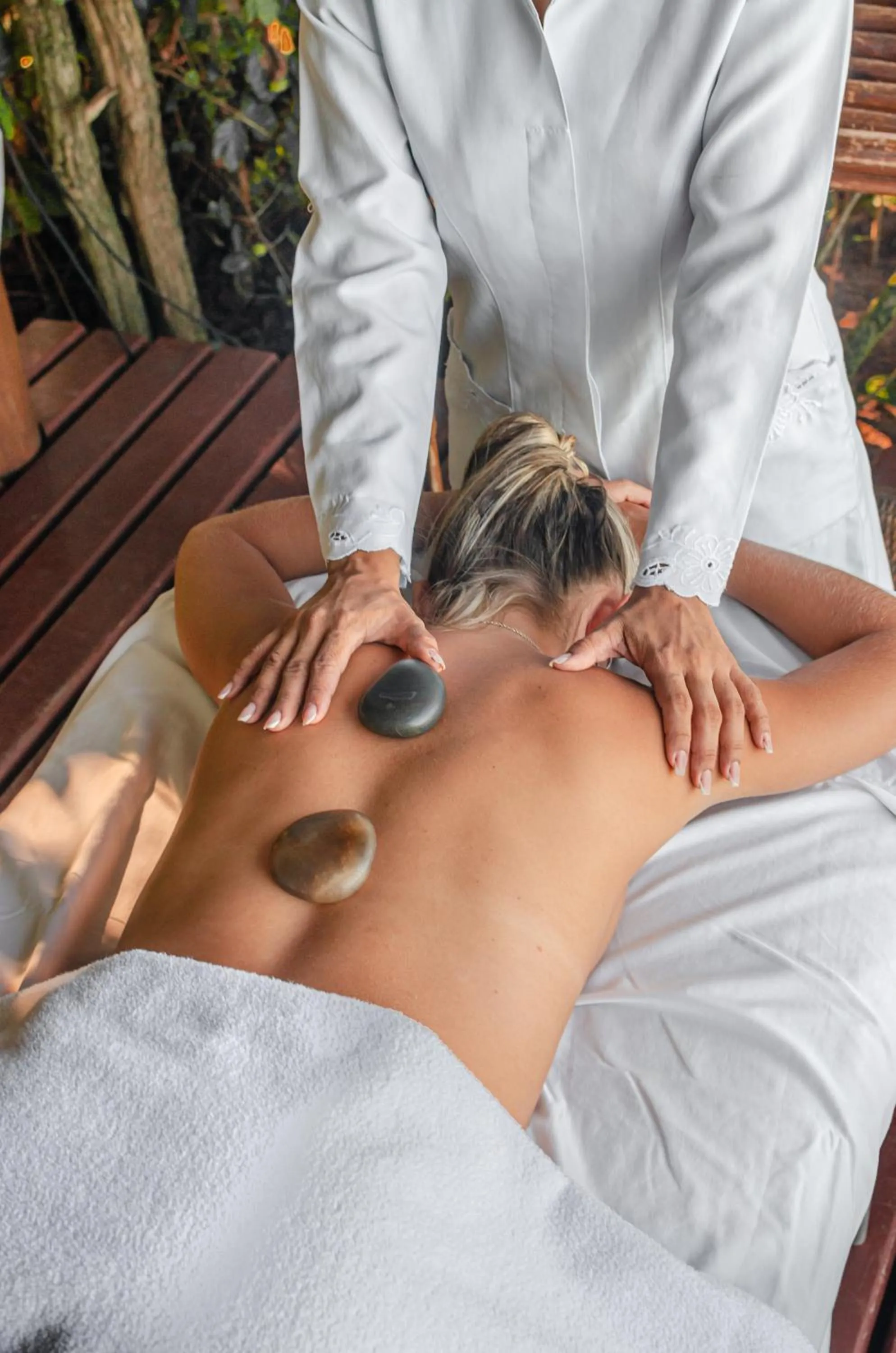 People in Hotel Ponta do Madeiro