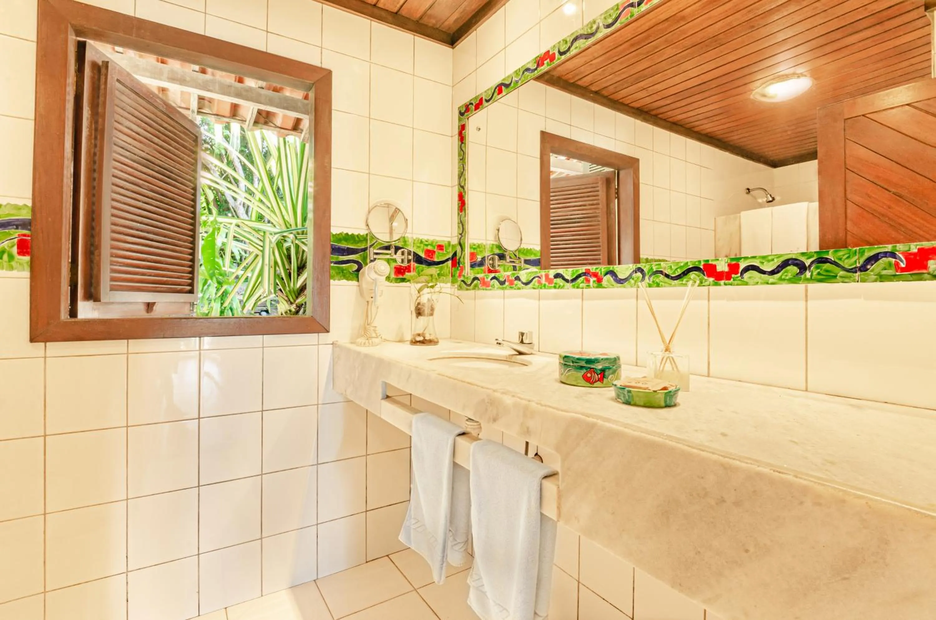 Bathroom in Hotel Ponta do Madeiro