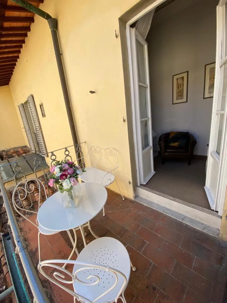 Balcony/Terrace in B&B Residenza San Gallo 79
