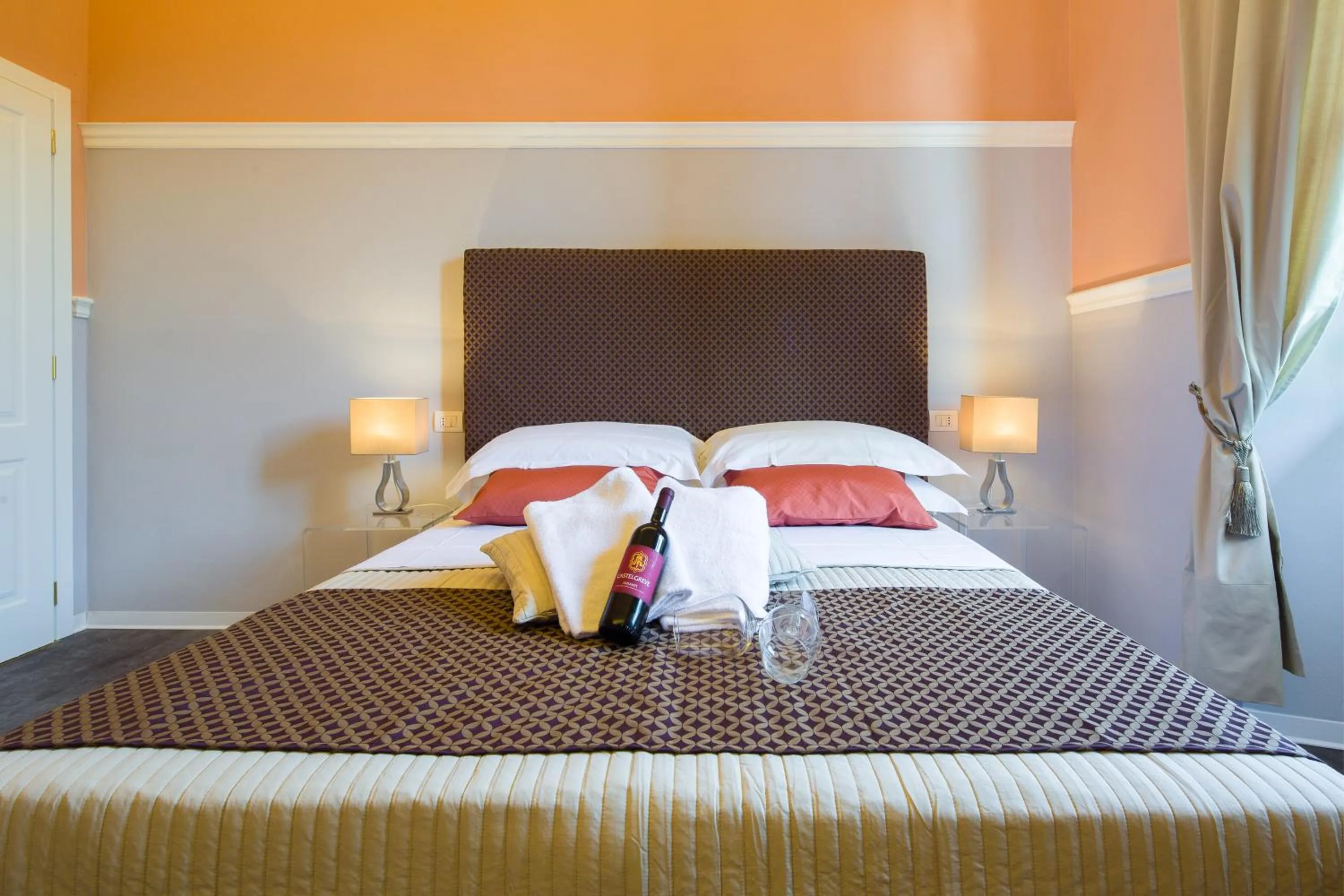 Photo of the whole room, Bed in B&B Residenza San Gallo 79