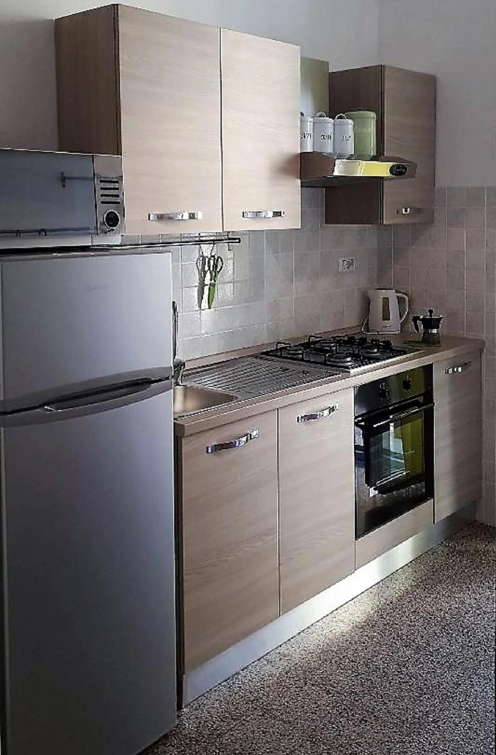 Photo of the whole room in Apartment Ostiense Piramide Station
