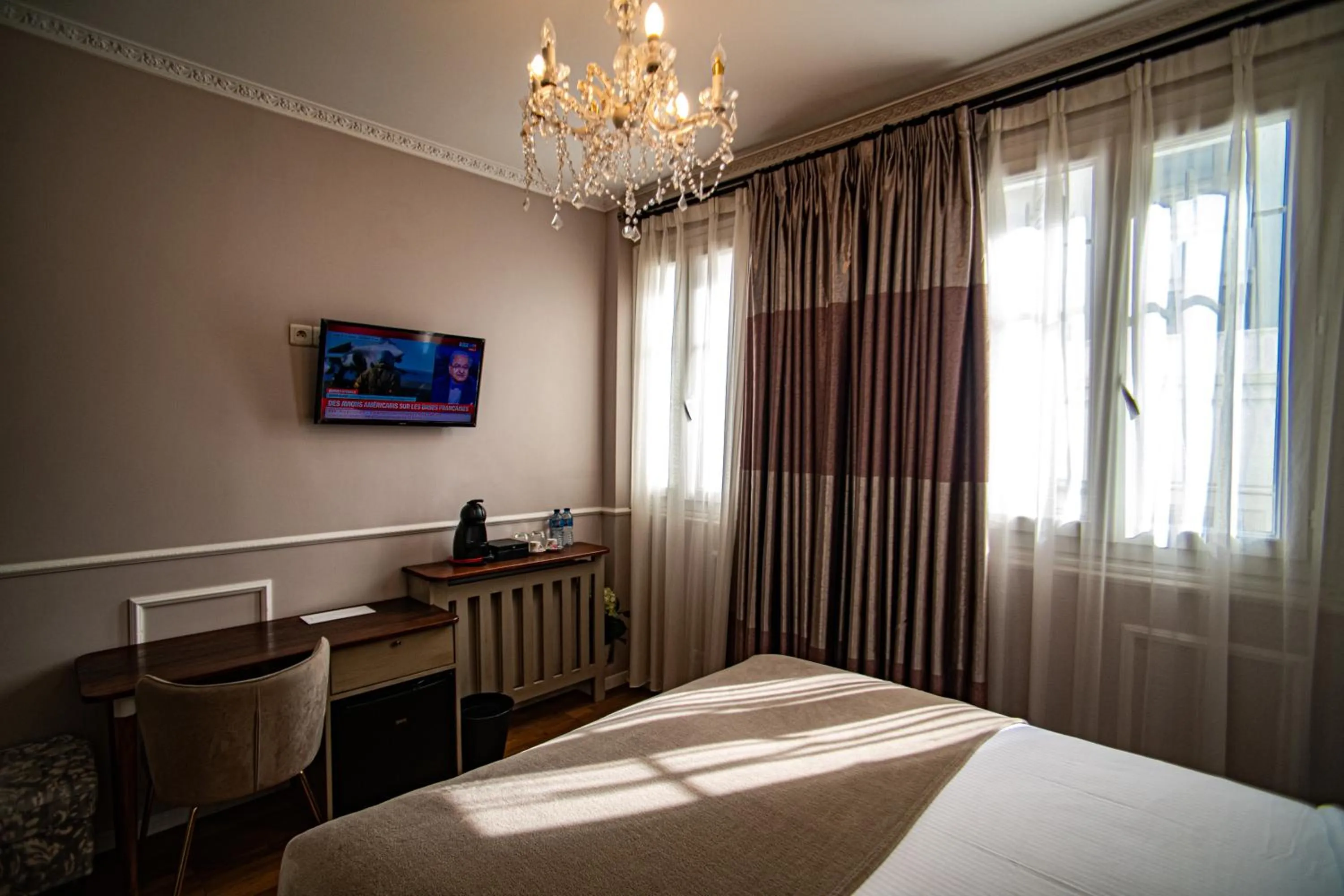 Bed in La Maison Gobert Paris Hotel Particulier