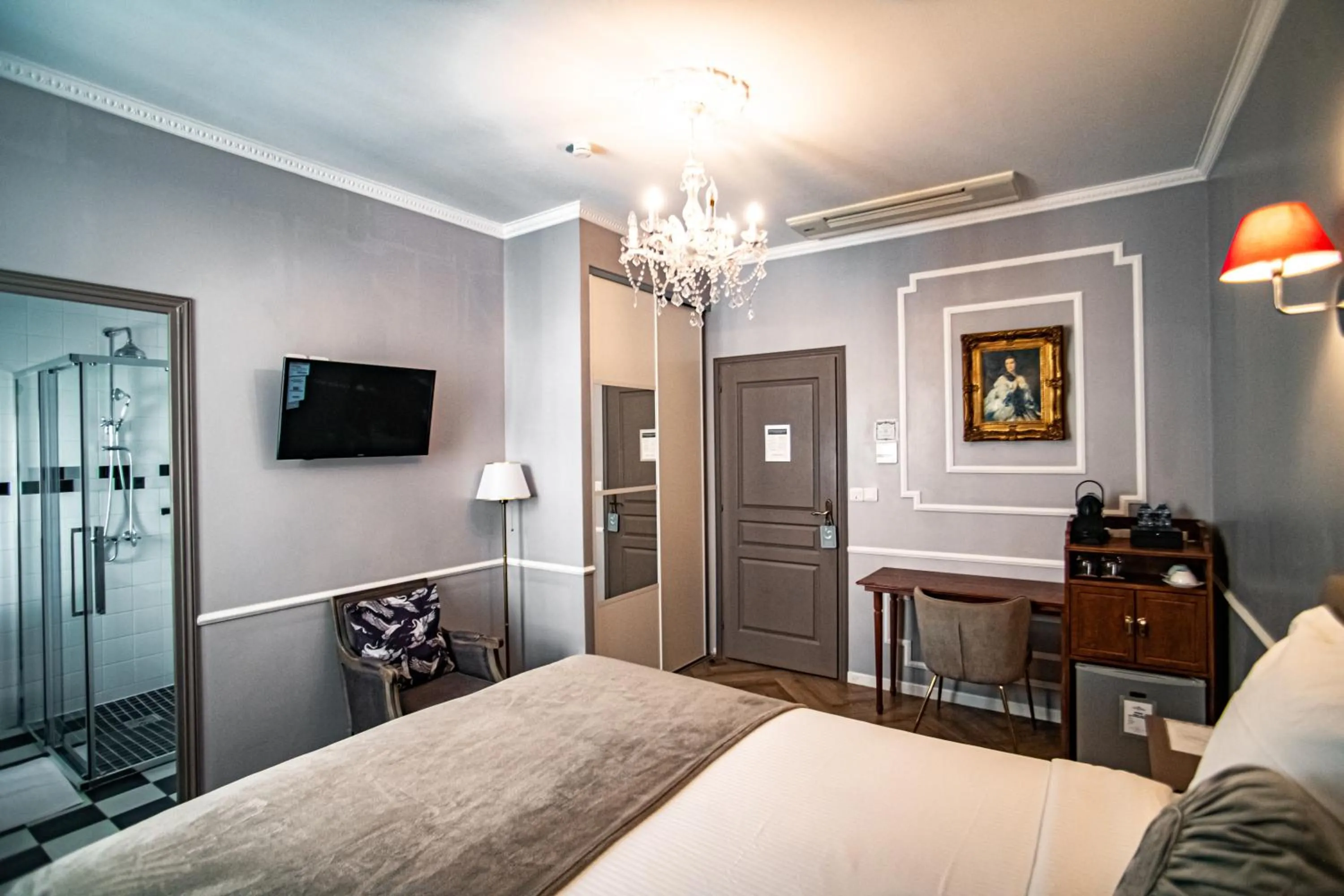 Bed in La Maison Gobert Paris Hotel Particulier