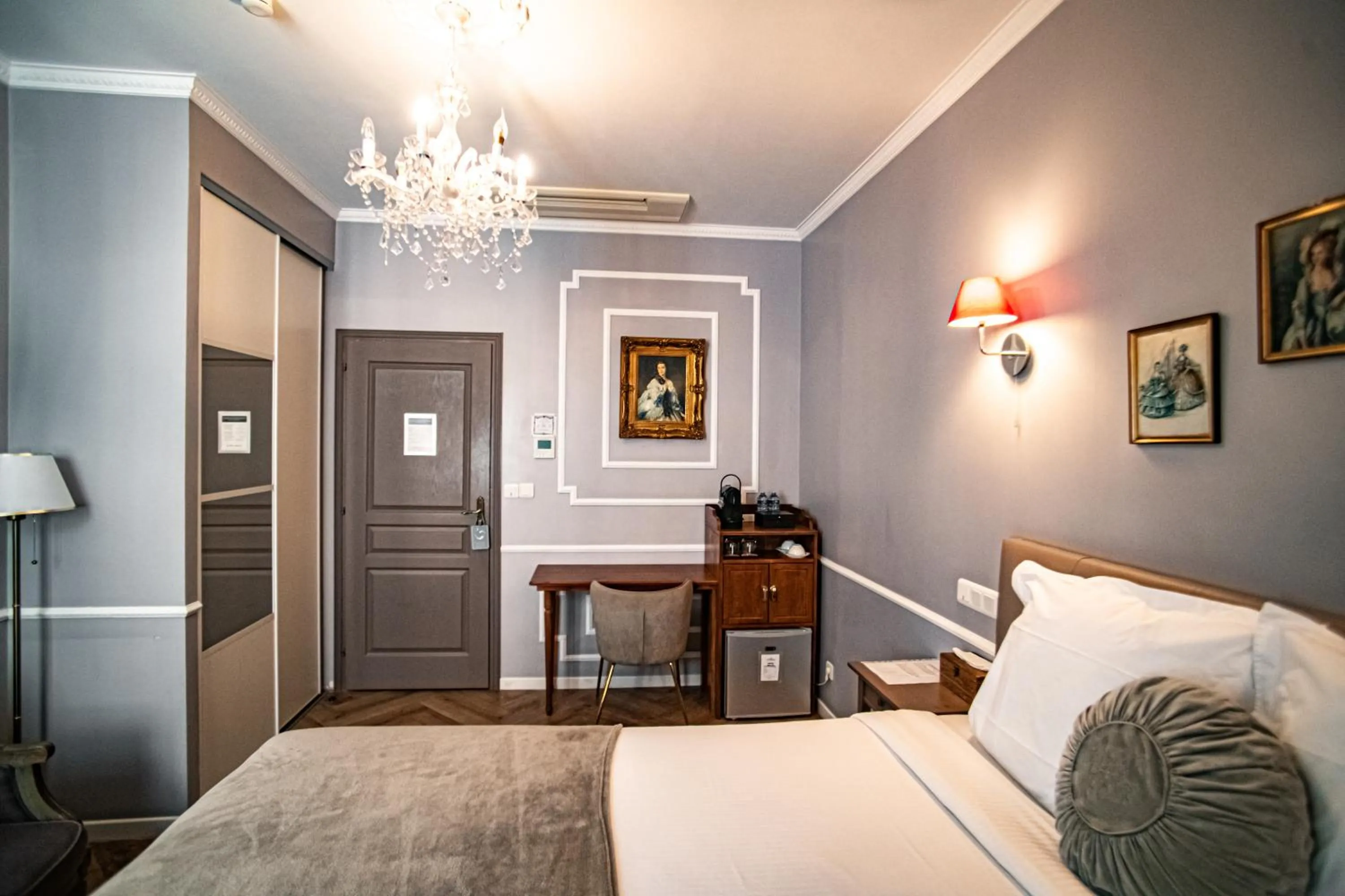 Bed in La Maison Gobert Paris Hotel Particulier