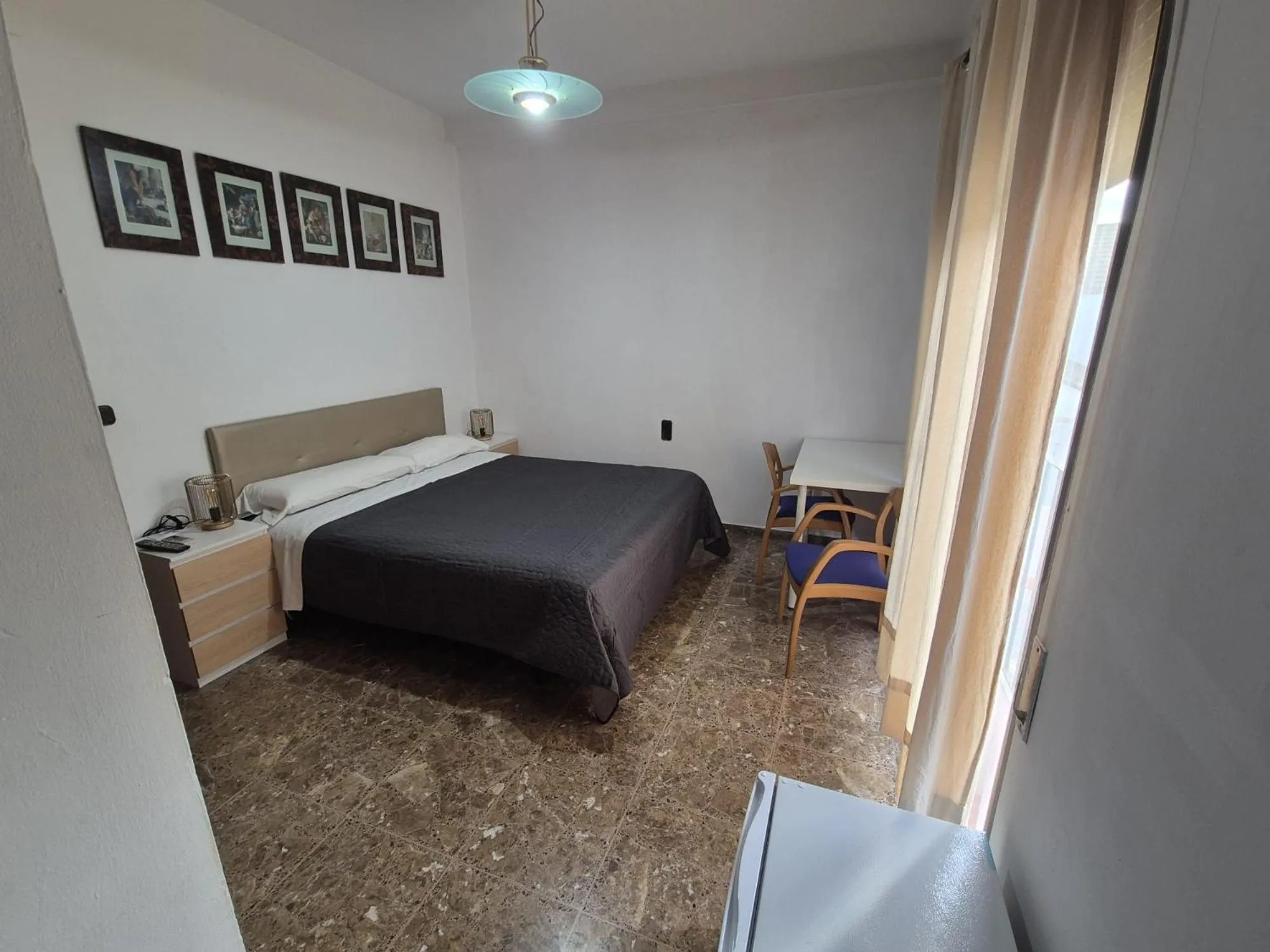 Bed in Hotel Bon Lloc