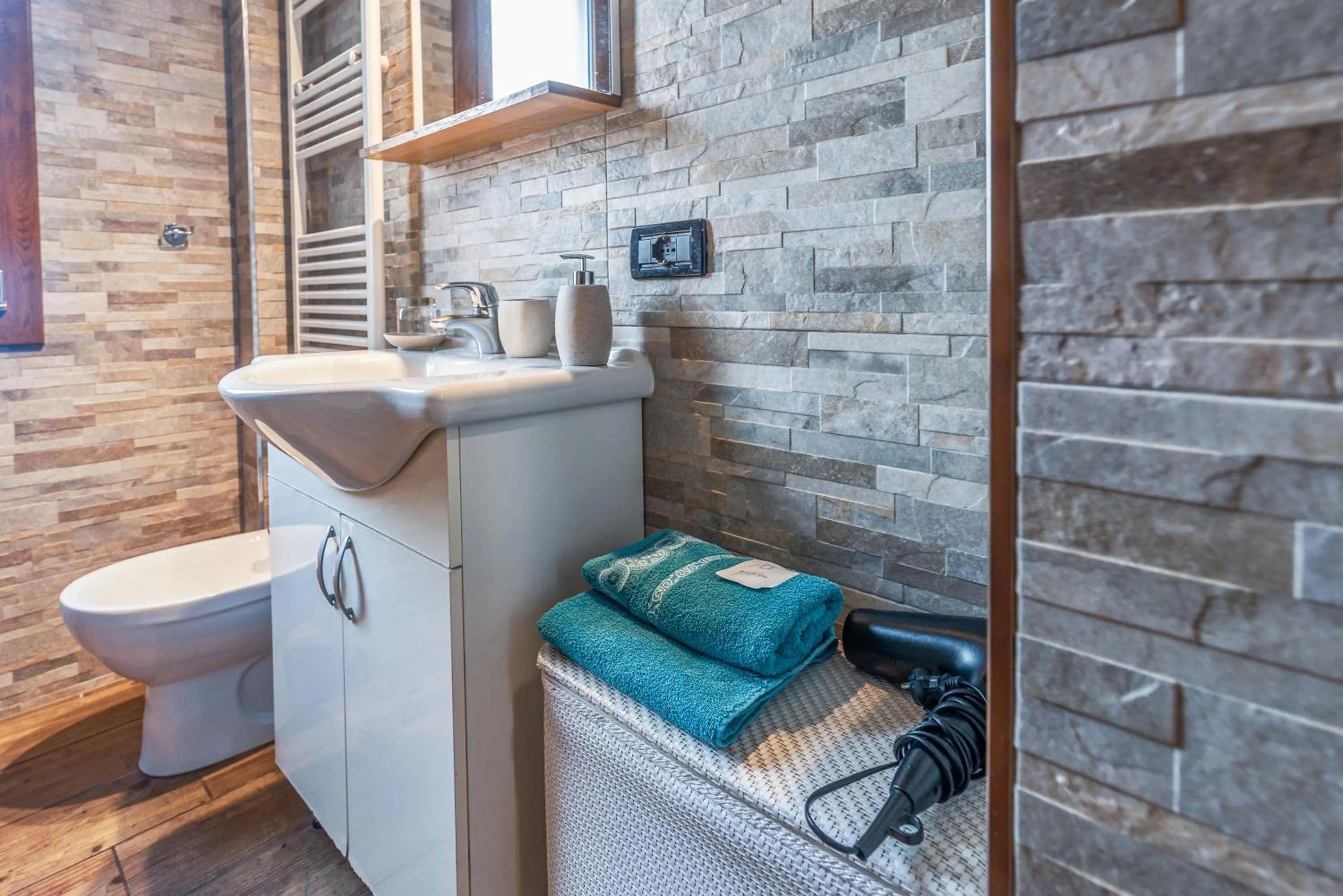 Toilet in B&B Selvarossa