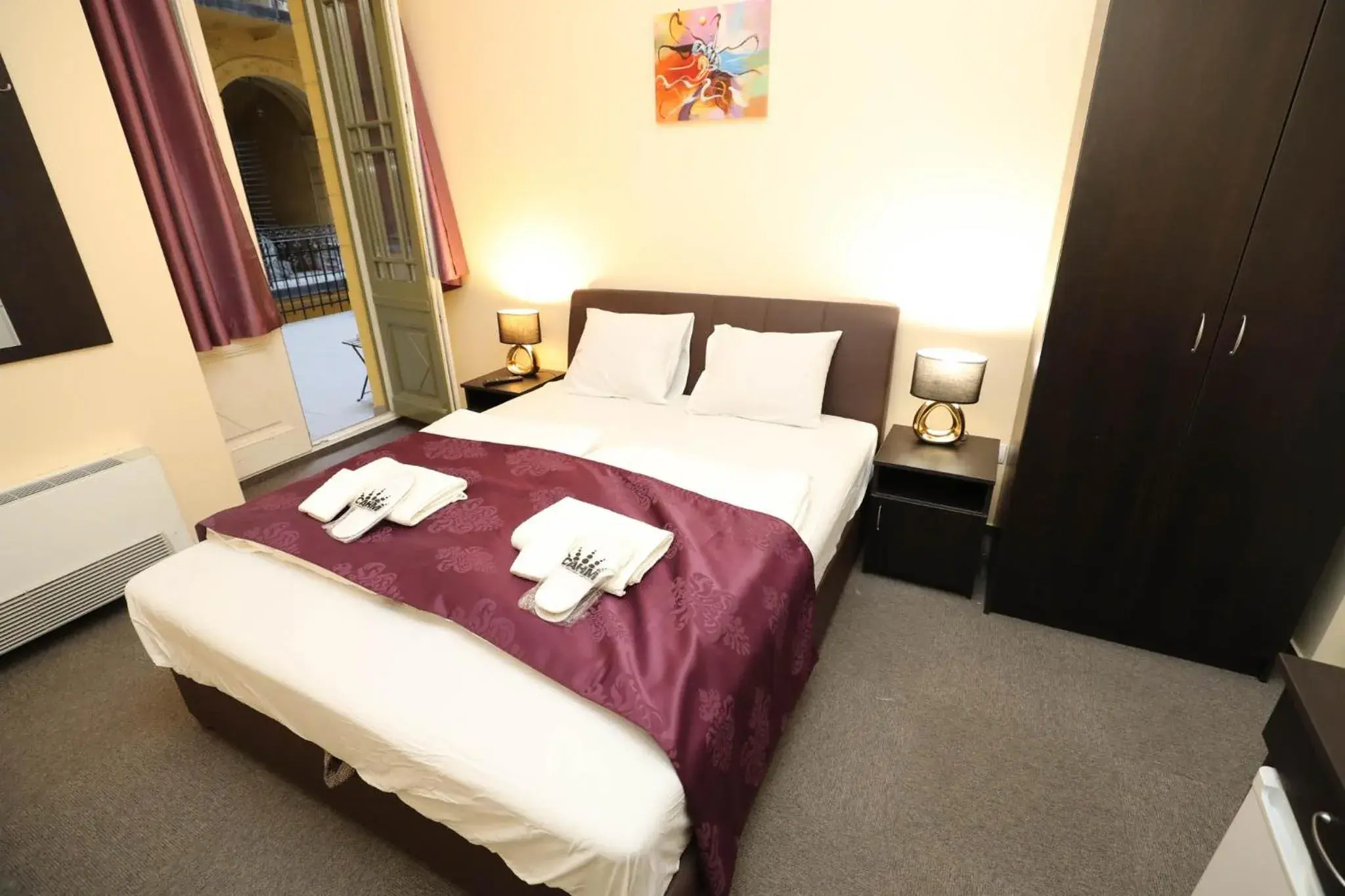 Double Room with Balcony in Hotel California Double Room with Balcony in Hotel California