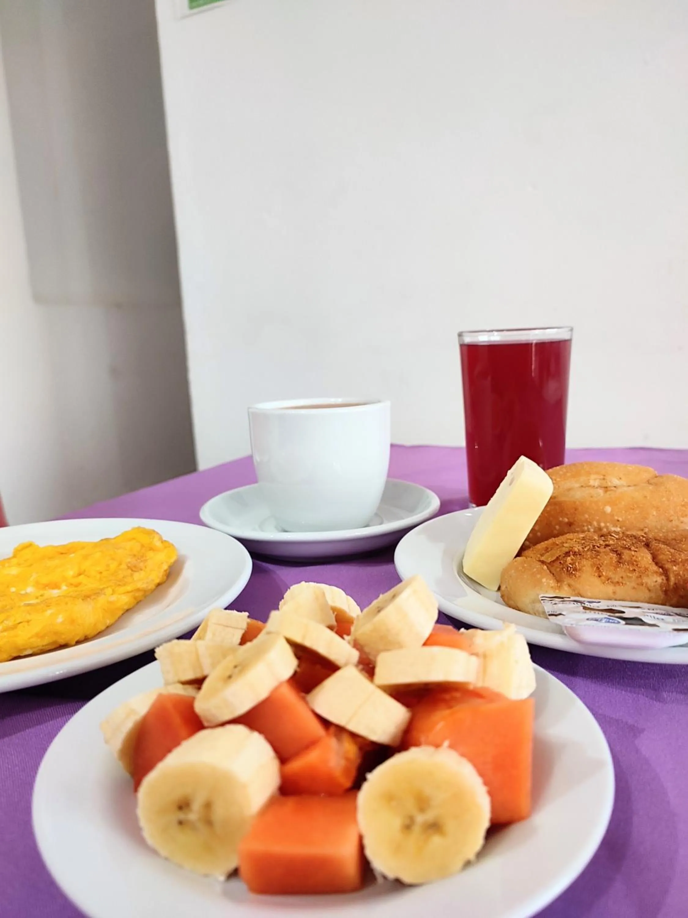 Restaurant/places to eat in HOTEL SPA Villasaurio