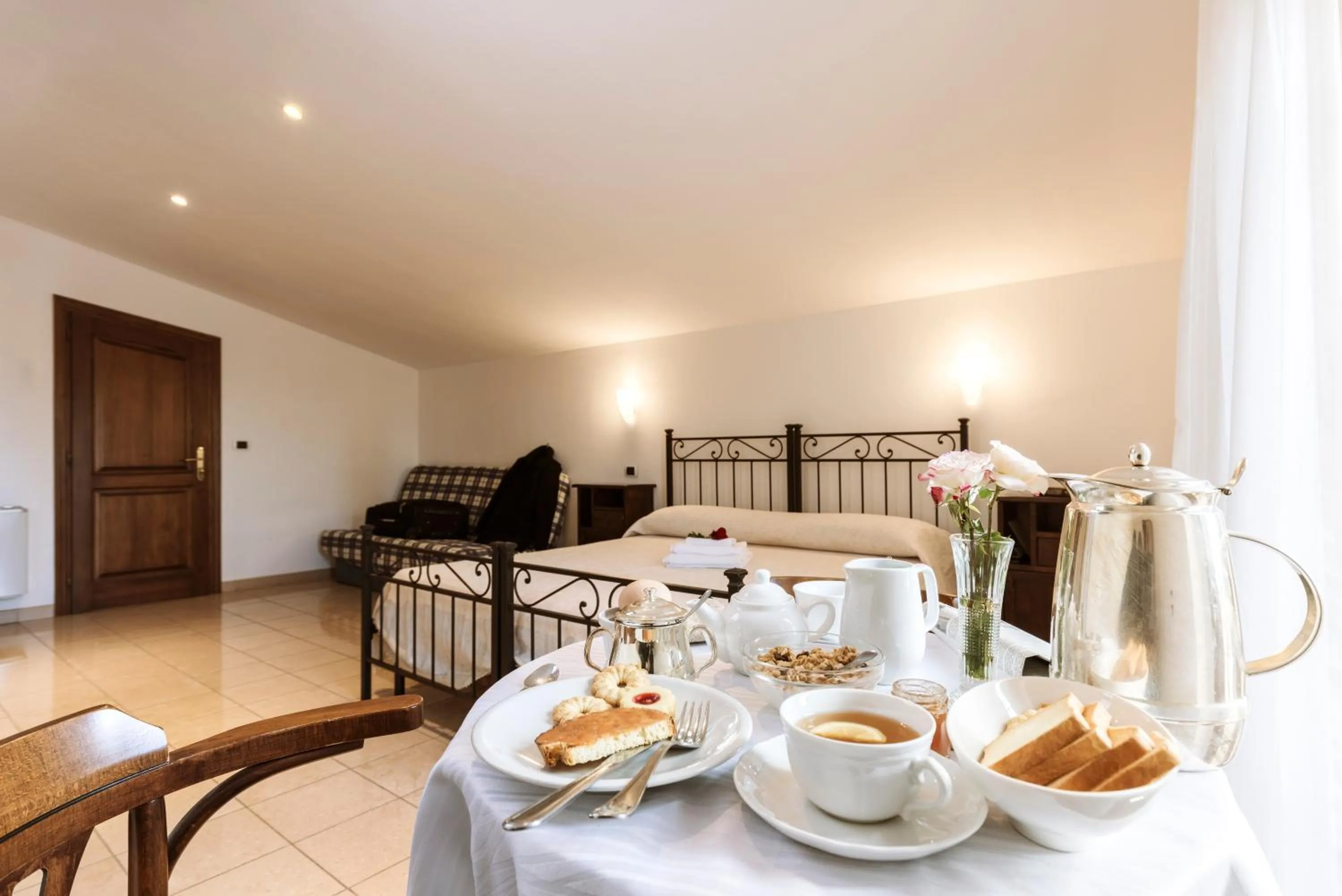 Food and drinks, Bed in Hotel La Pace