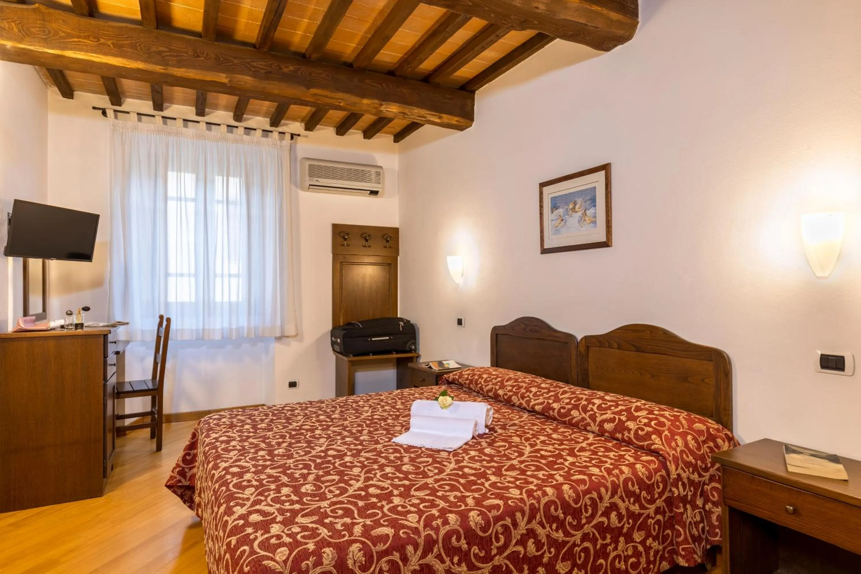 Bed in Hotel La Pace