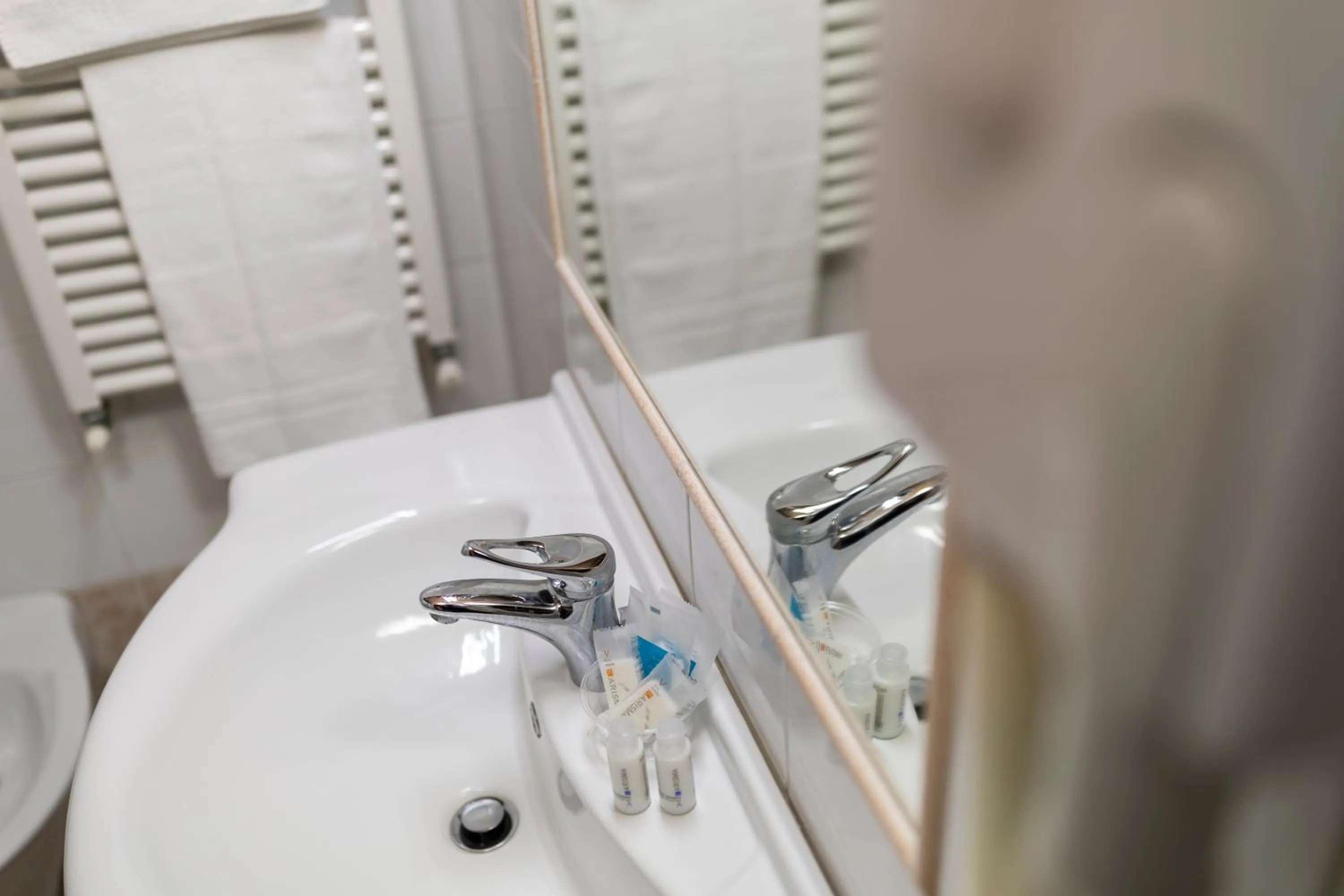 Bathroom in Hotel La Pace